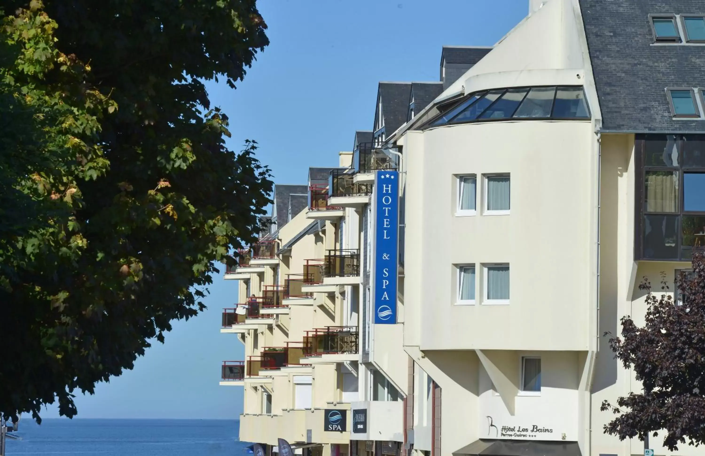 Facade/entrance, Property Building in Best Western Les Bains Hotel et SPA