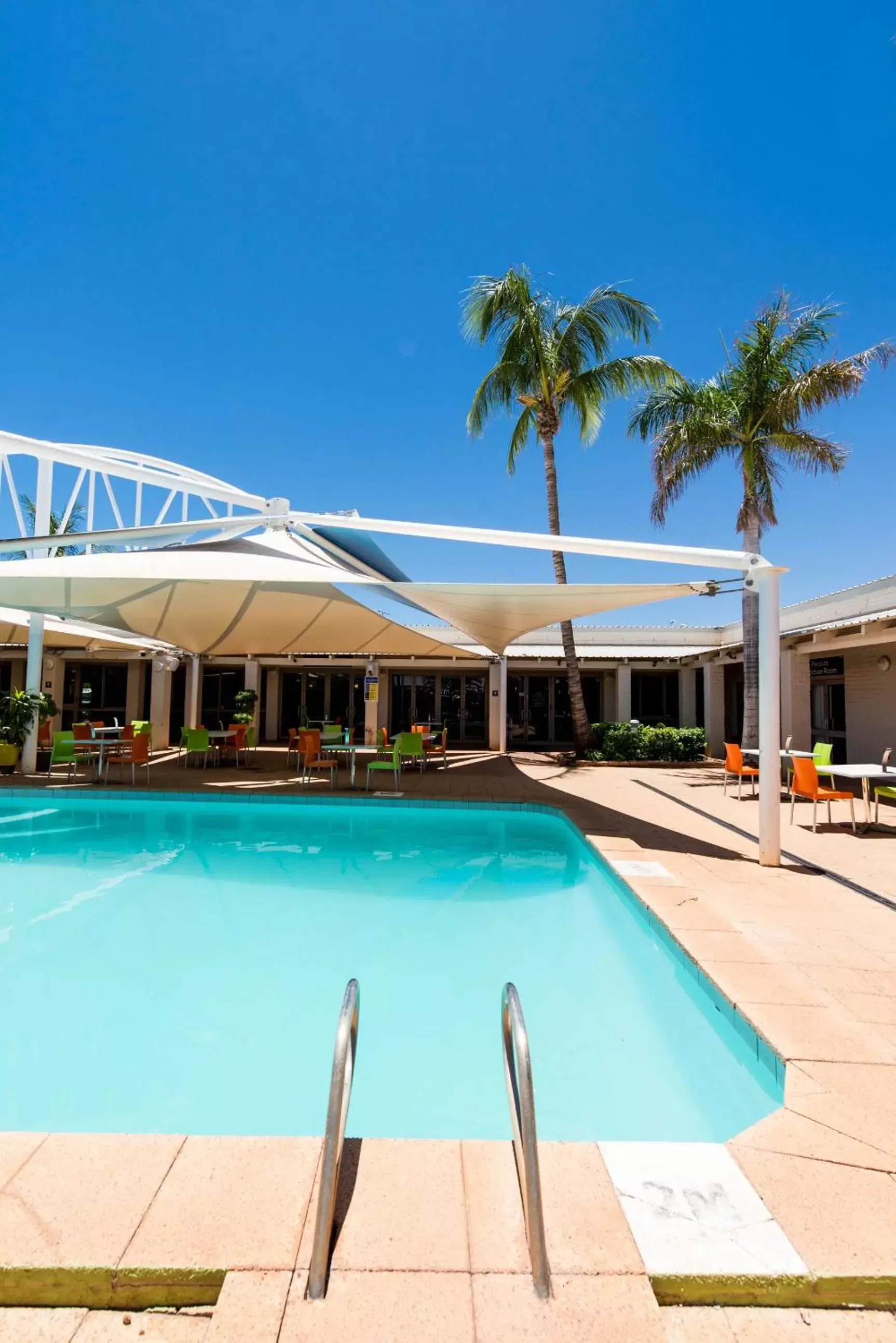 Property building, Swimming Pool in Ibis Styles Karratha