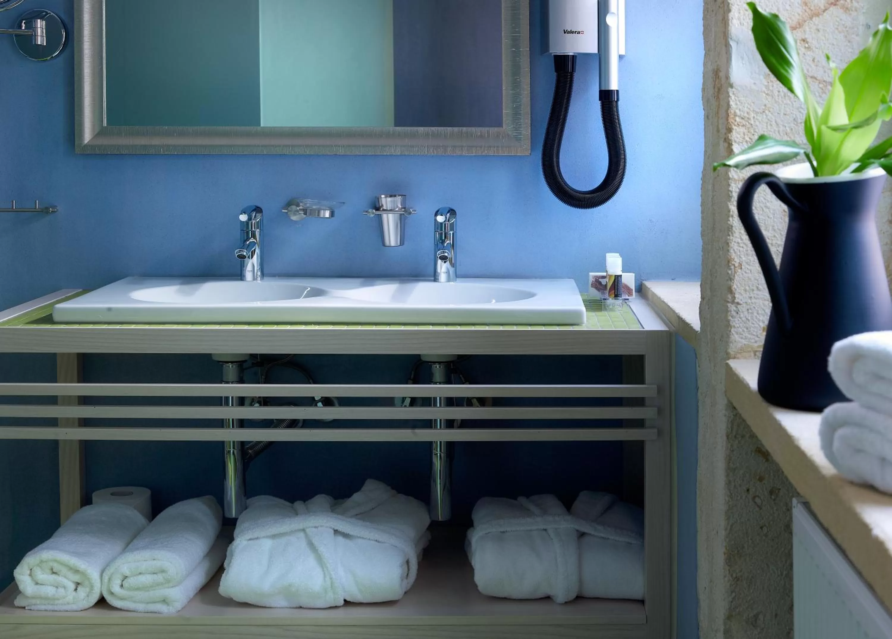 Bathroom in Elia Fatma Boutique Hotel