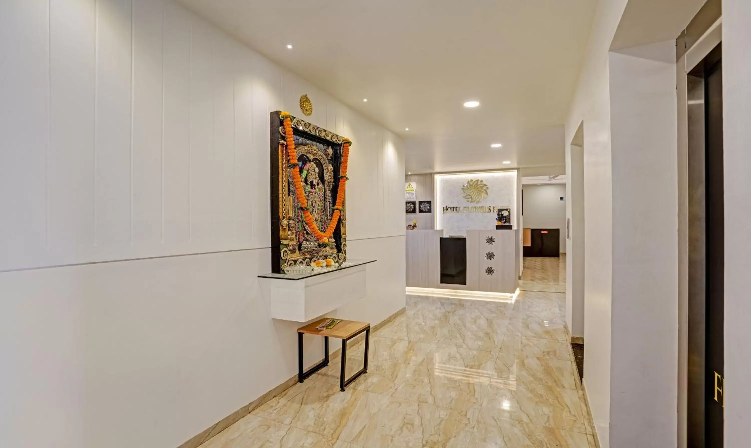 Lobby or reception in Itsy Hotels Flowers Park Lobby or reception in Itsy Hotels Flowers Park