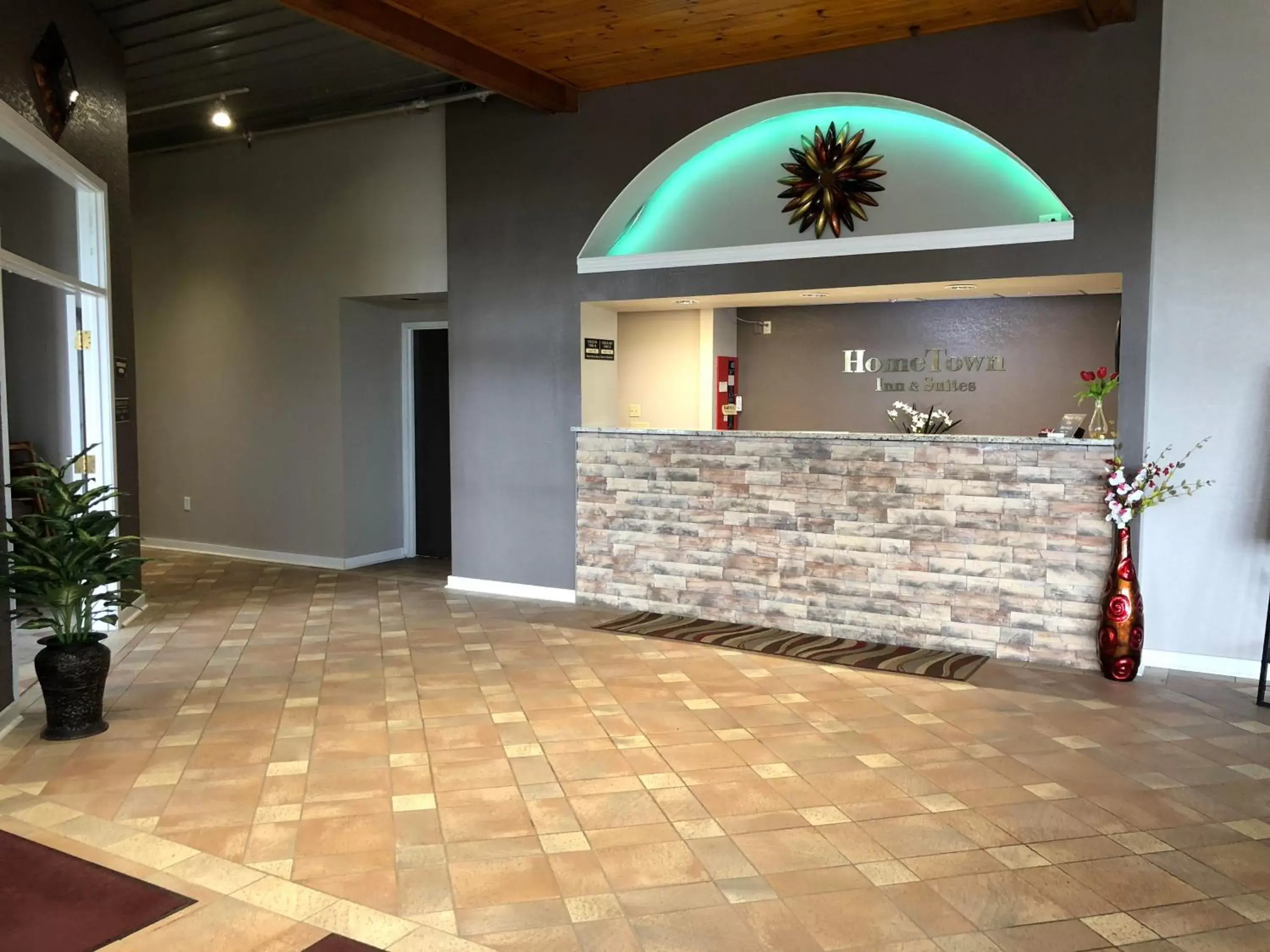 Lobby/Reception in HomeTown Inn and Suites Belle Plaine