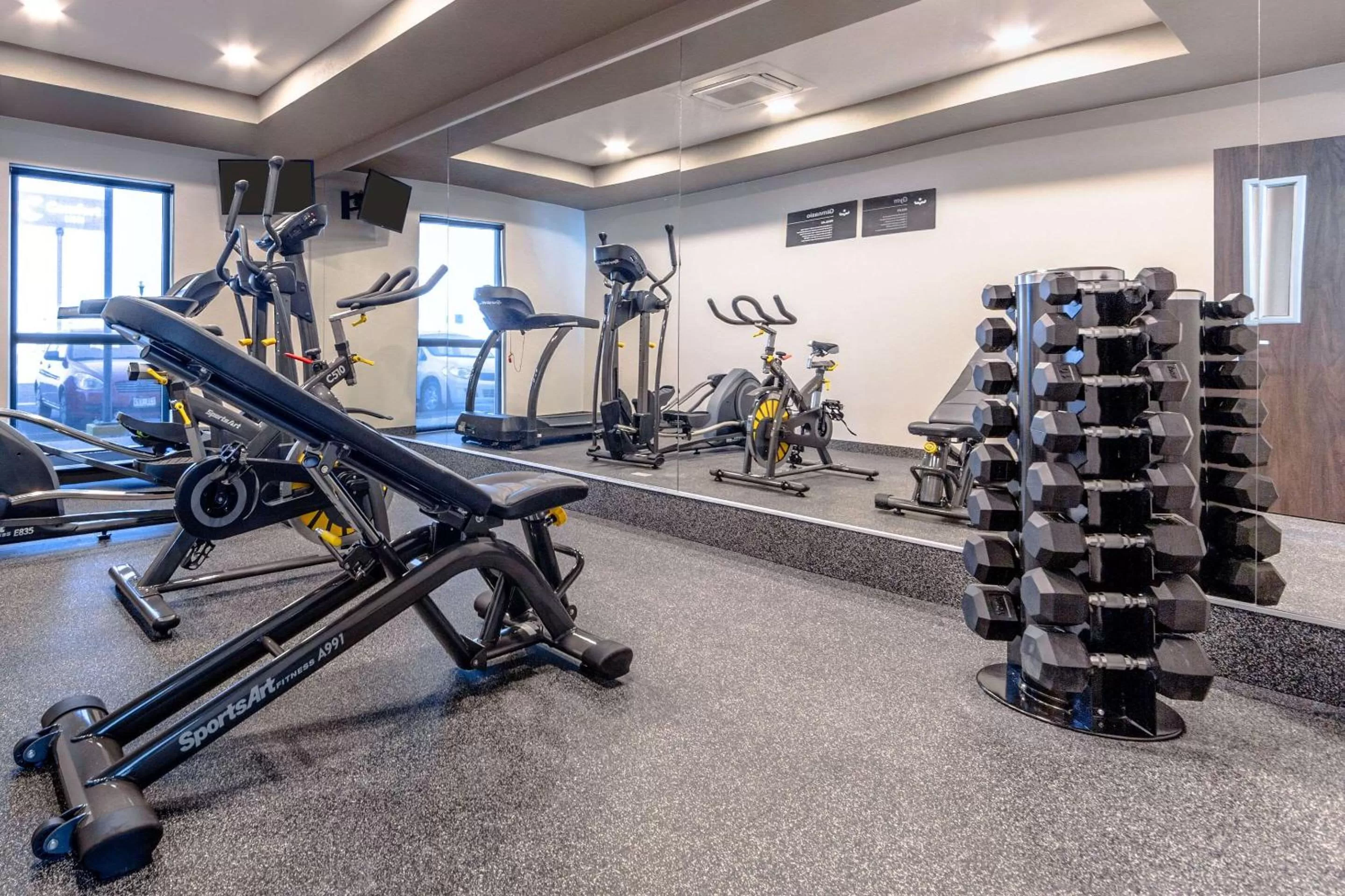 Fitness centre/facilities in Comfort Inn Delicias