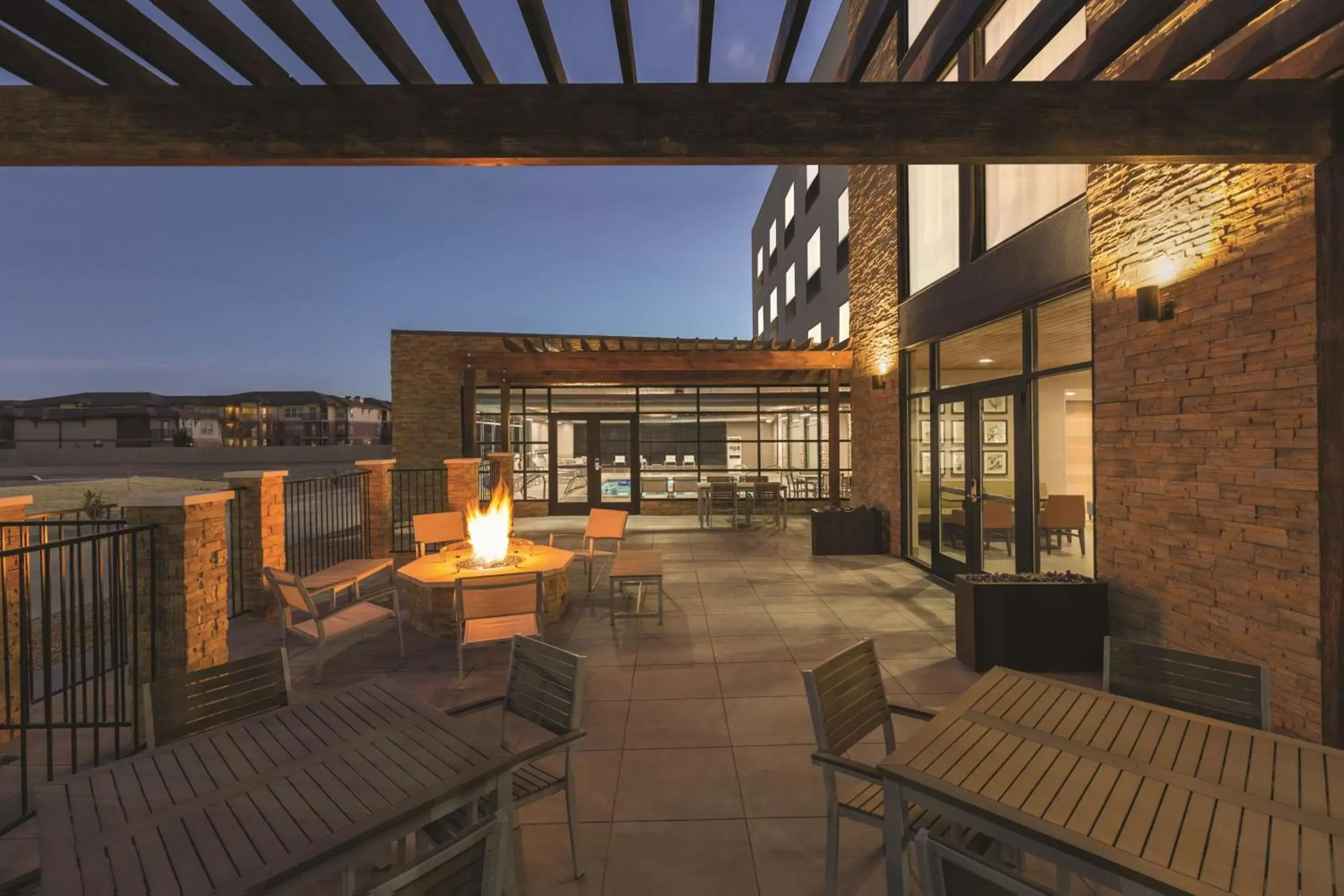 Property building in Country Inn & Suites by Radisson, Lubbock Southwest, TX