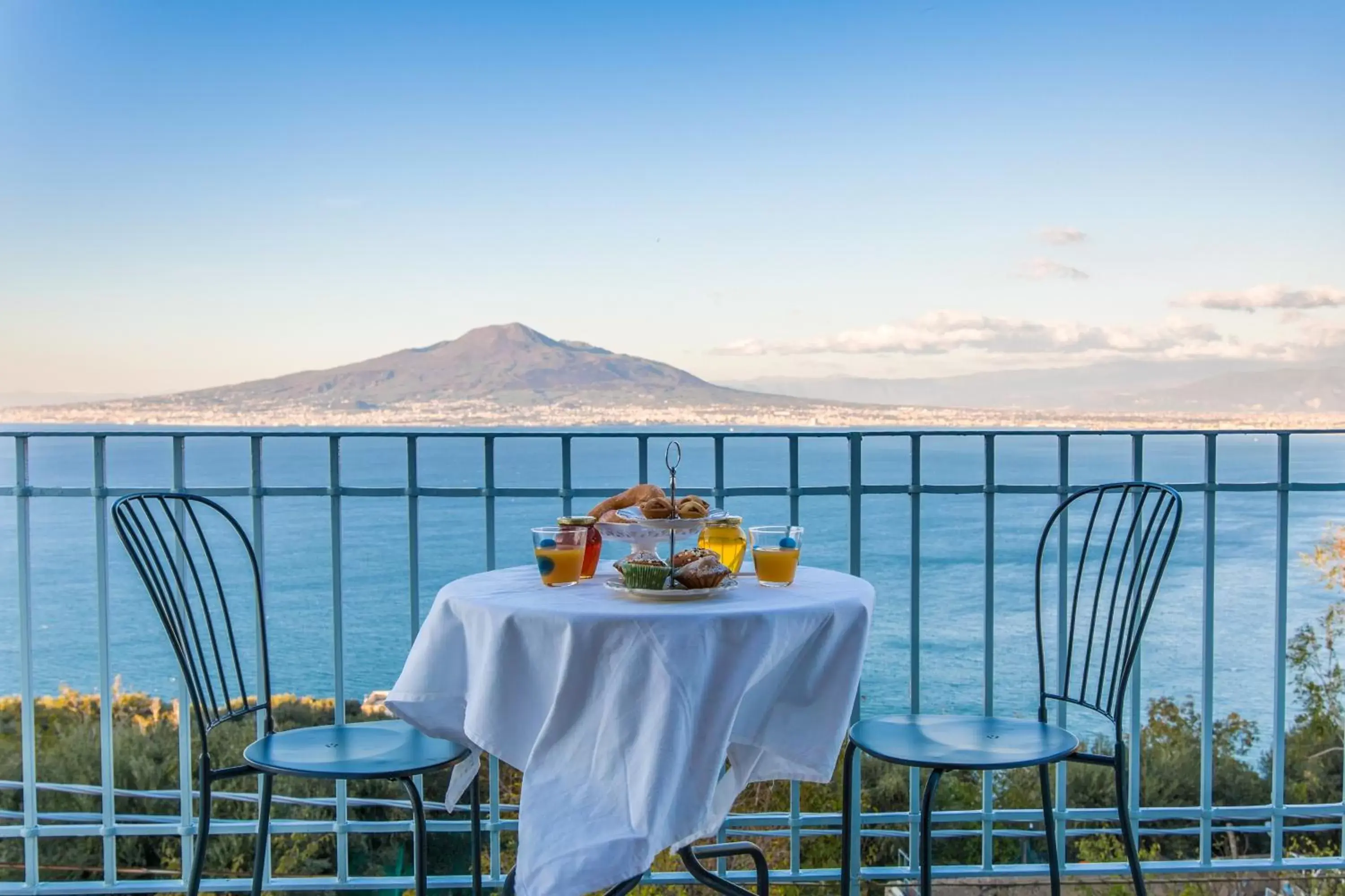 Mountain view in Villa Mariagiovanna