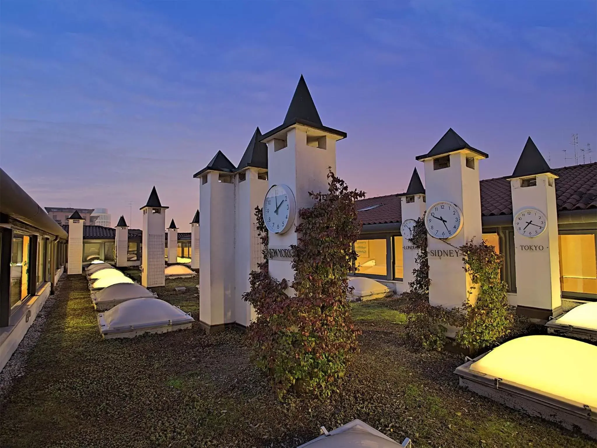 Facade/entrance, Property Building in Hotel Orologio