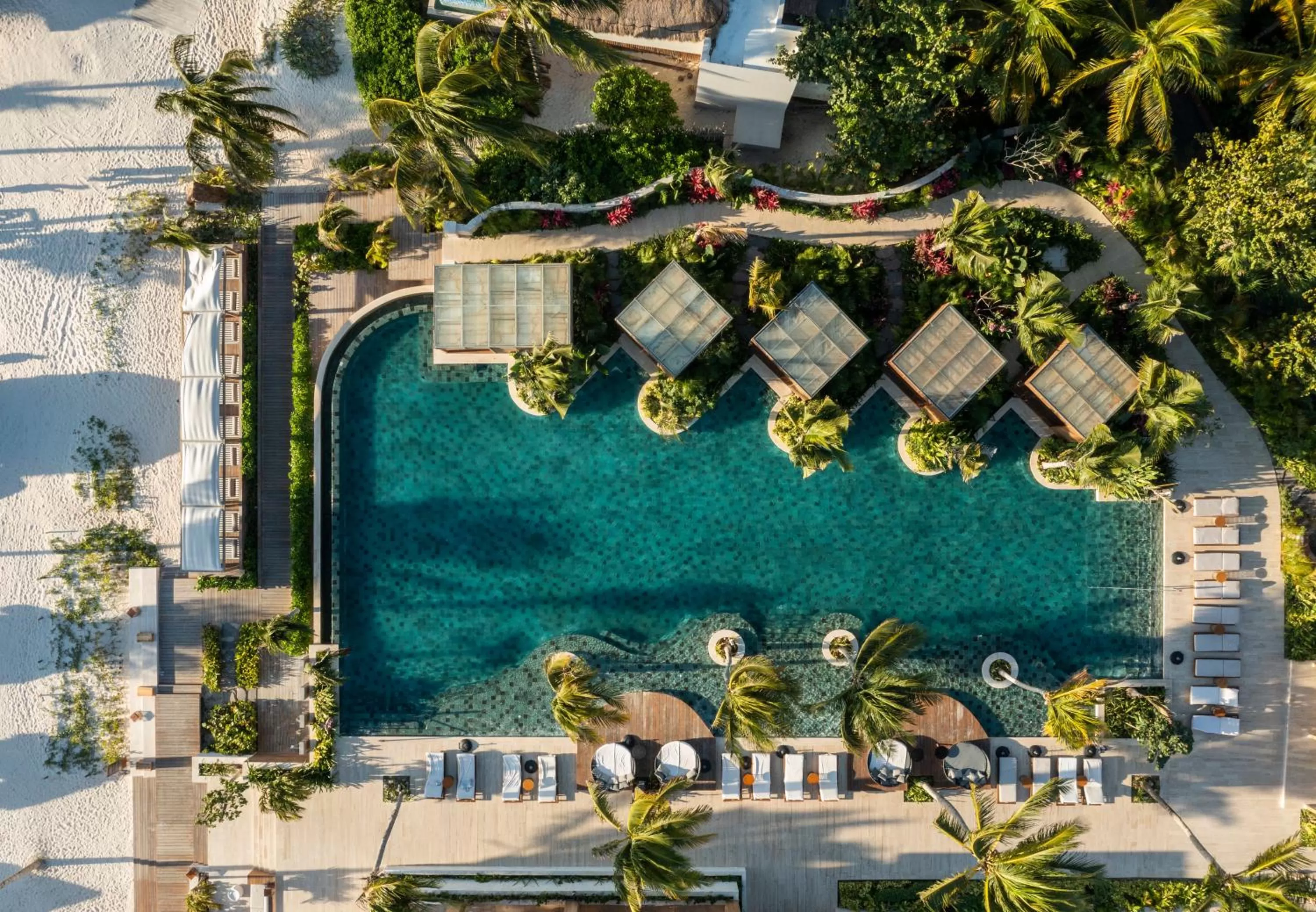 Swimming pool in Fairmont Mayakoba Riviera Maya - All Inclusive