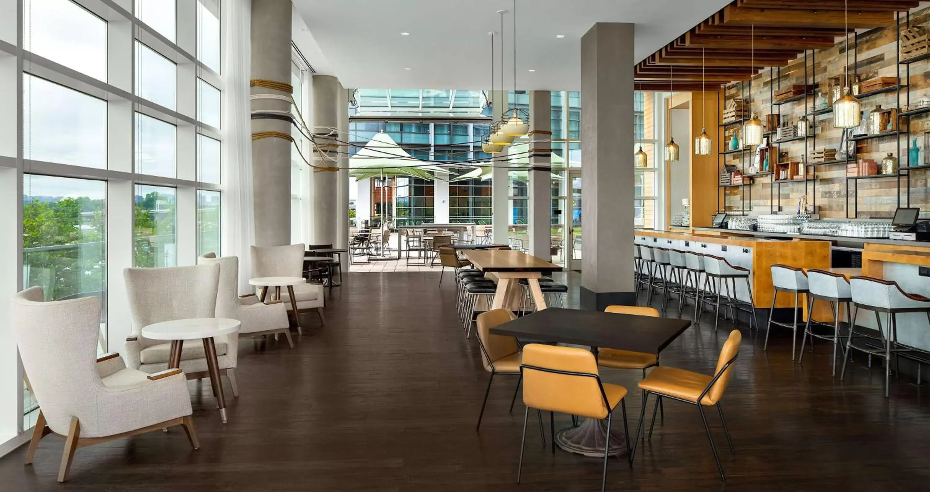 Lounge or bar, Restaurant/Places to Eat in Canopy By Hilton Washington DC The Wharf