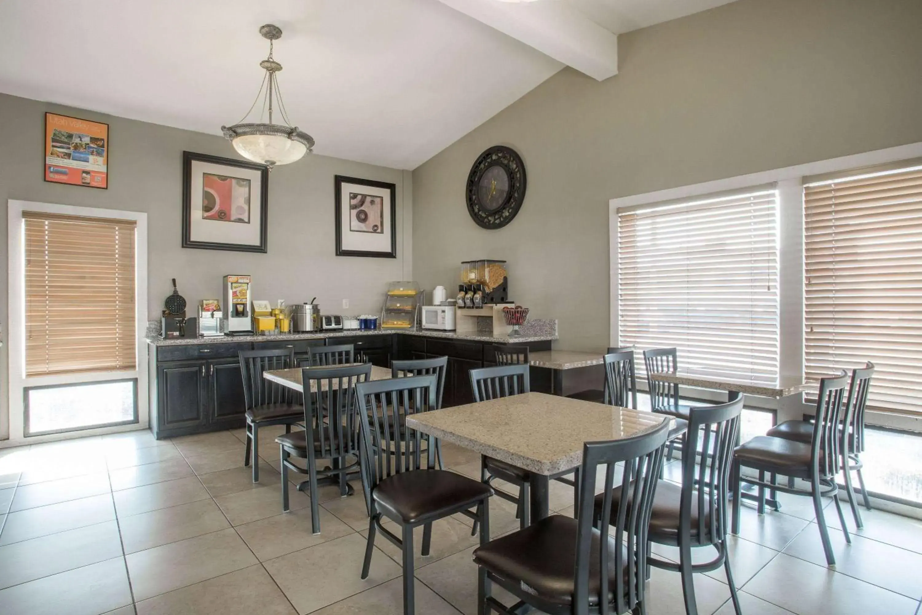 Restaurant/places to eat in Days Inn by Wyndham Provo Restaurant/places to eat in Days Inn by Wyndham Provo