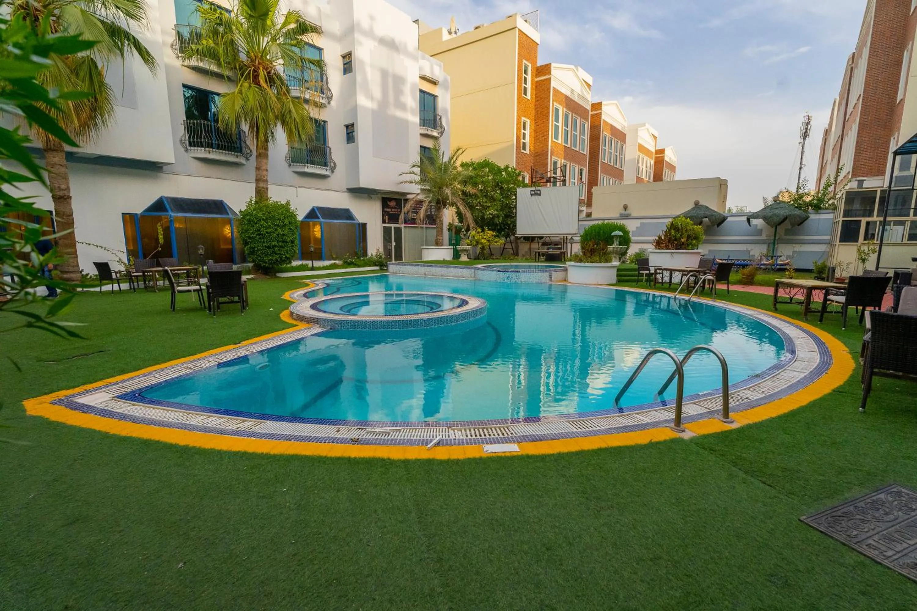 Pool view in Majestic Hotel