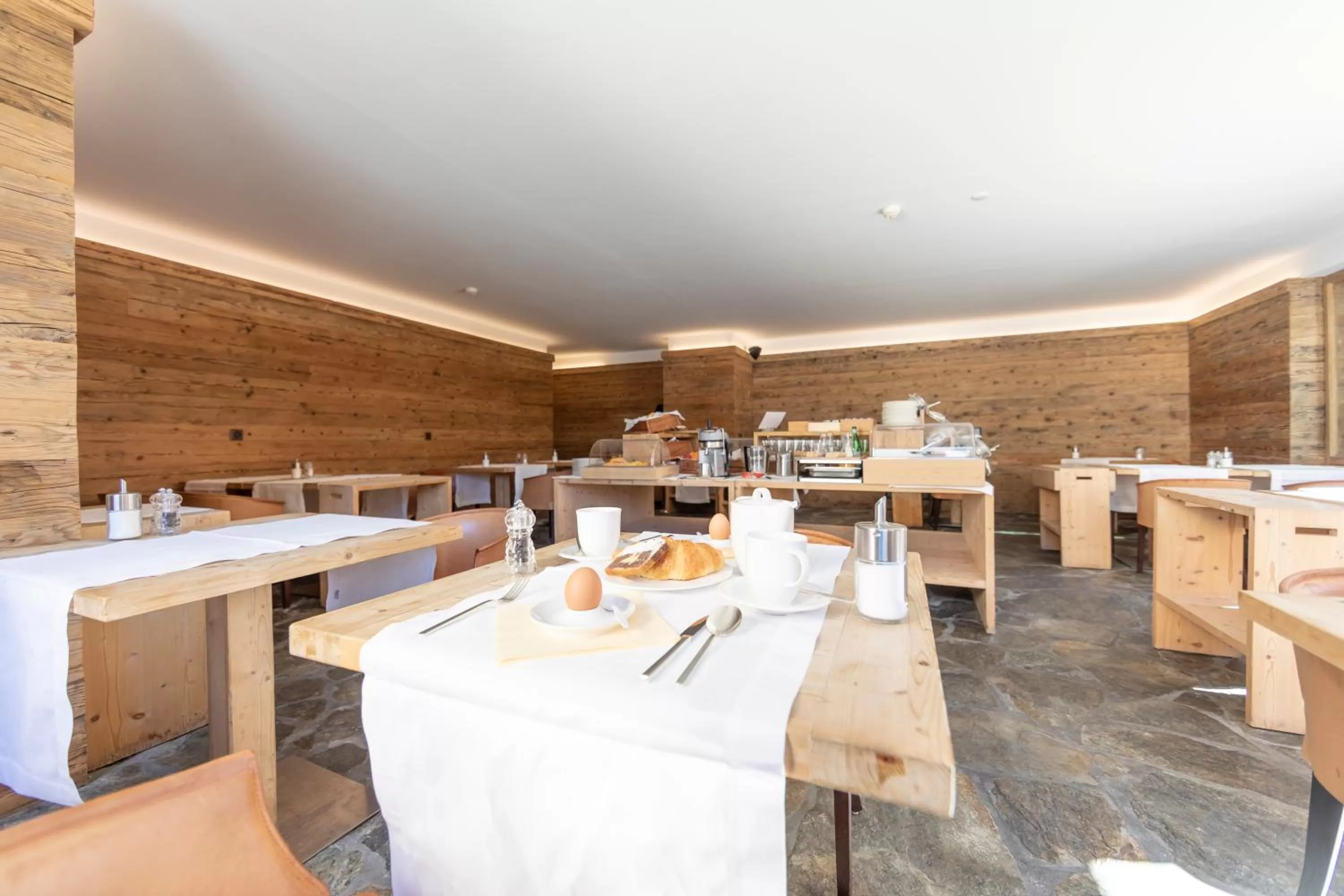 Breakfast in Hotel Müller - mountain lodge