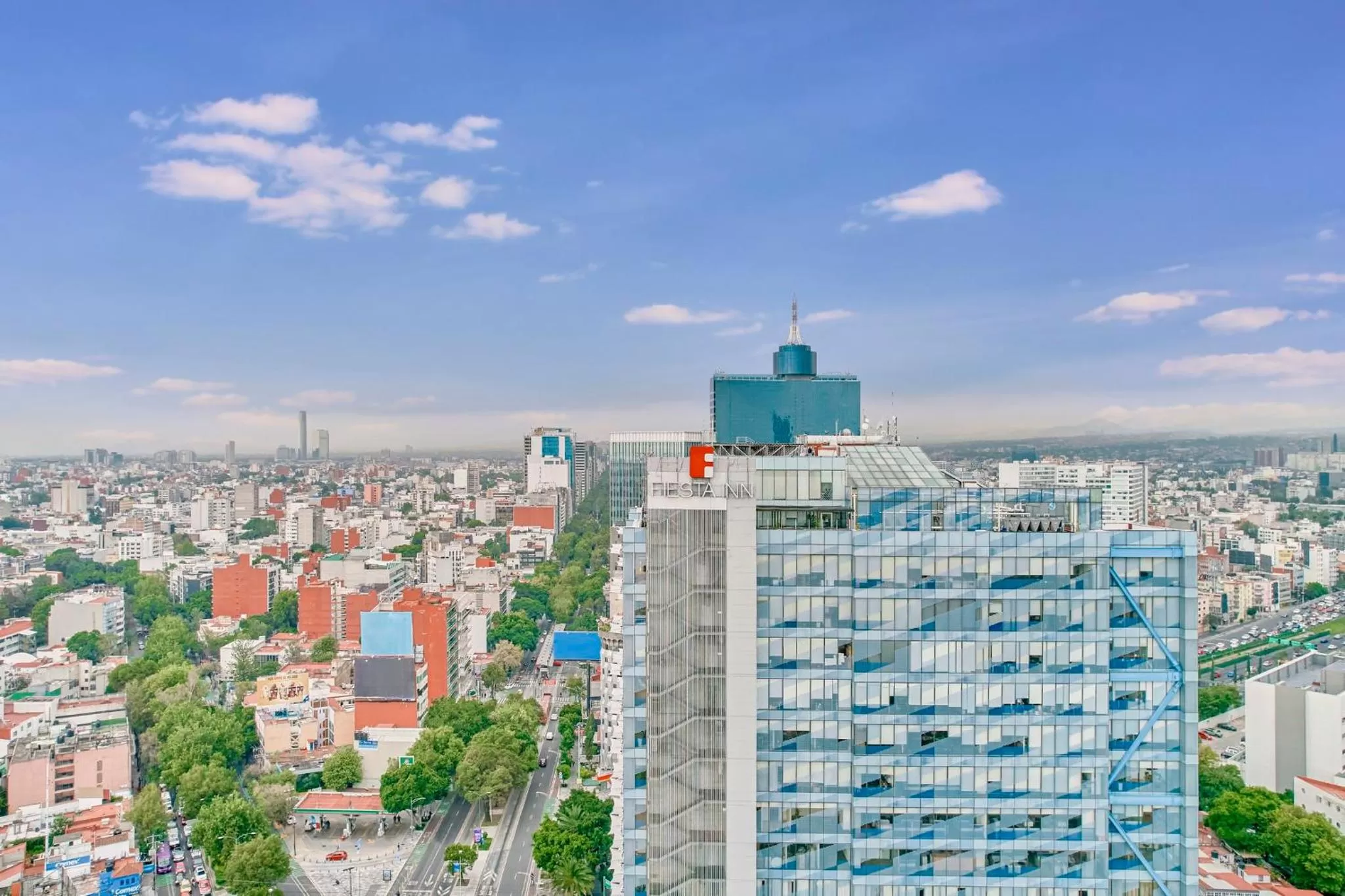 Property building in Fiesta Inn Insurgentes Viaducto