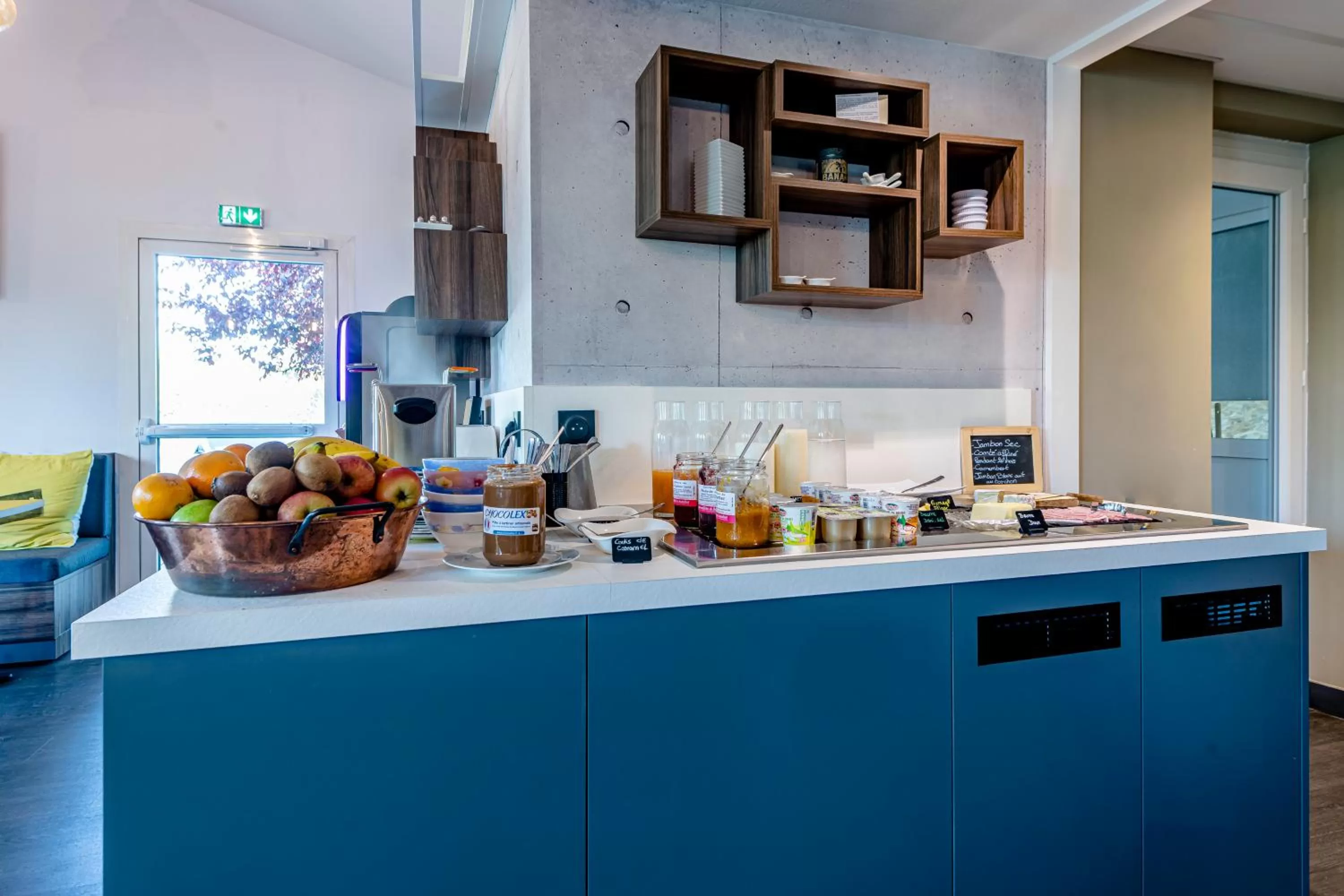 Buffet breakfast in Greet Hotel Bordeaux Floirac Arena