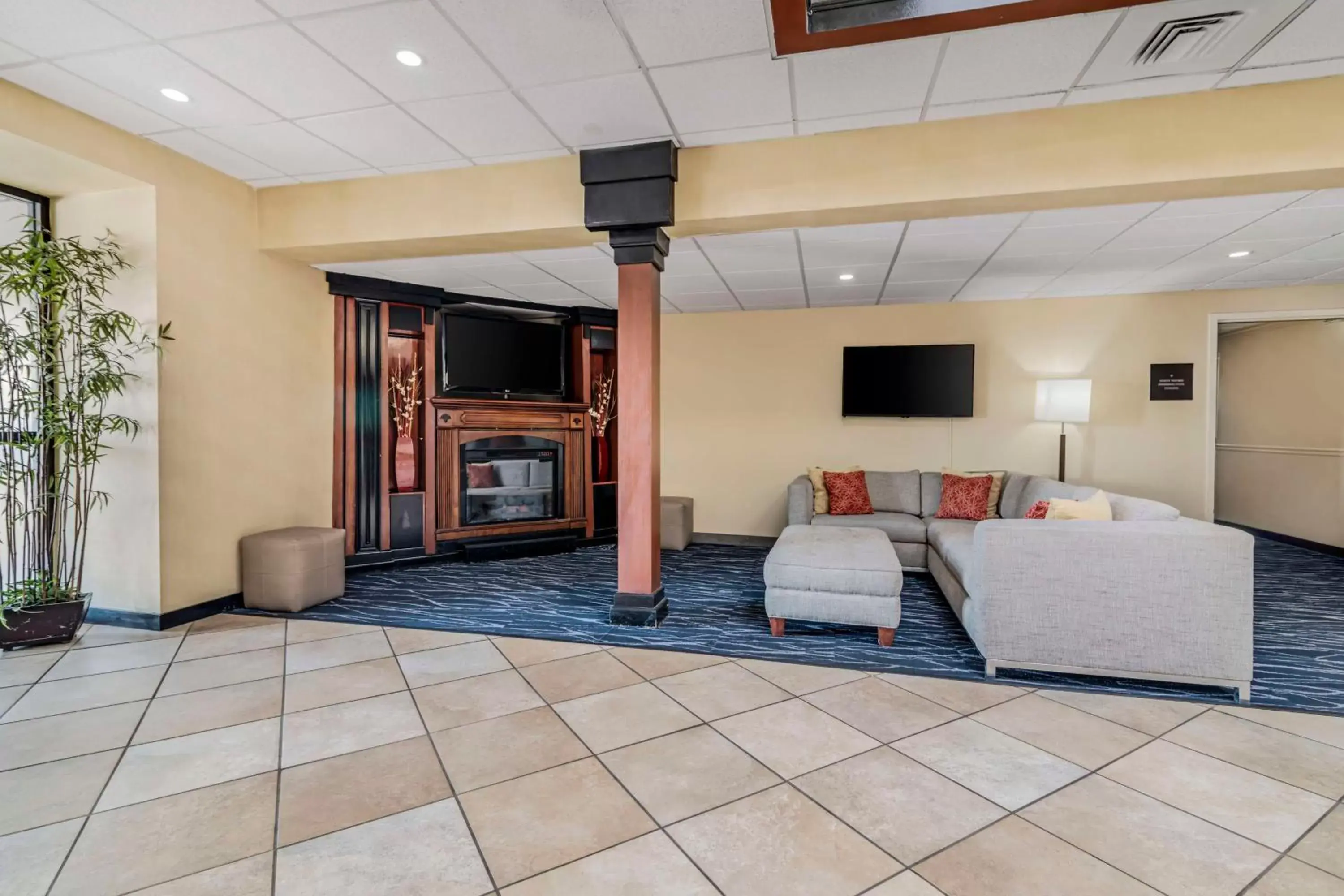 Lobby or reception in Best Western Plus Augusta Civic Center Inn