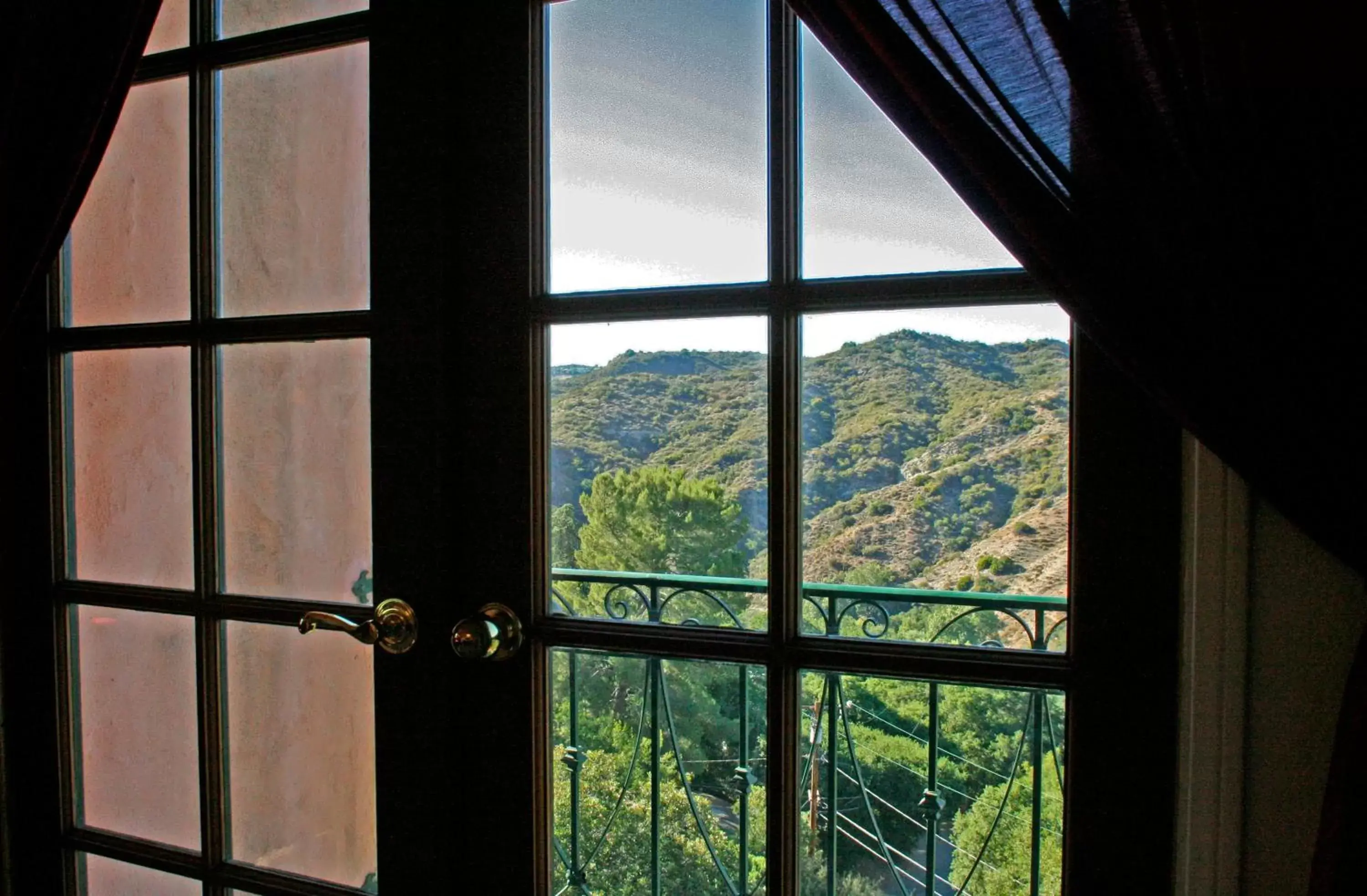 Balcony/Terrace in Topanga Canyon Inn Bed and Breakfast