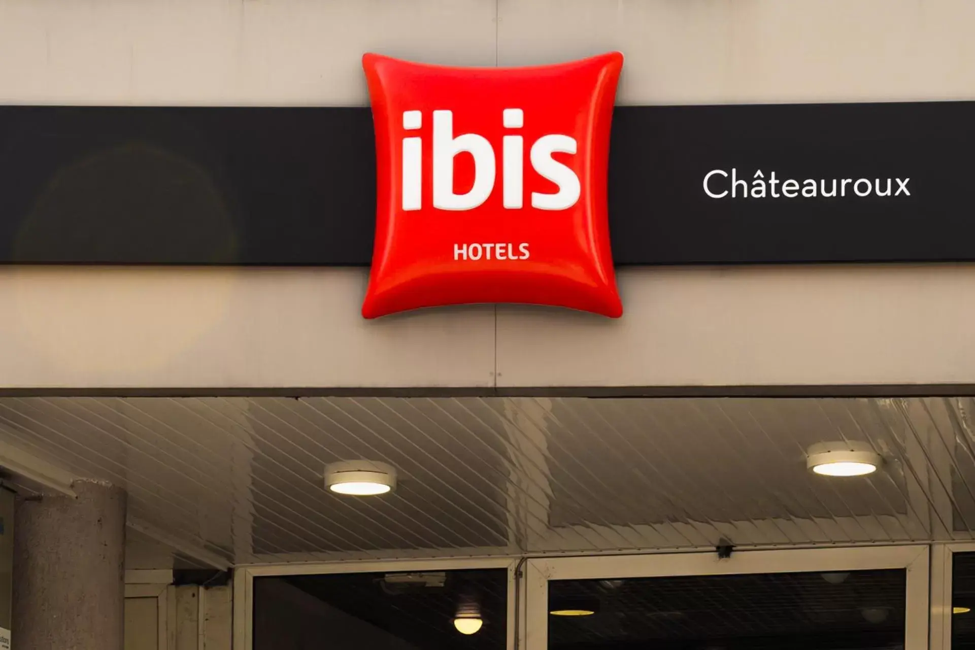 Property logo or sign, Property Logo/Sign in ibis Chateauroux