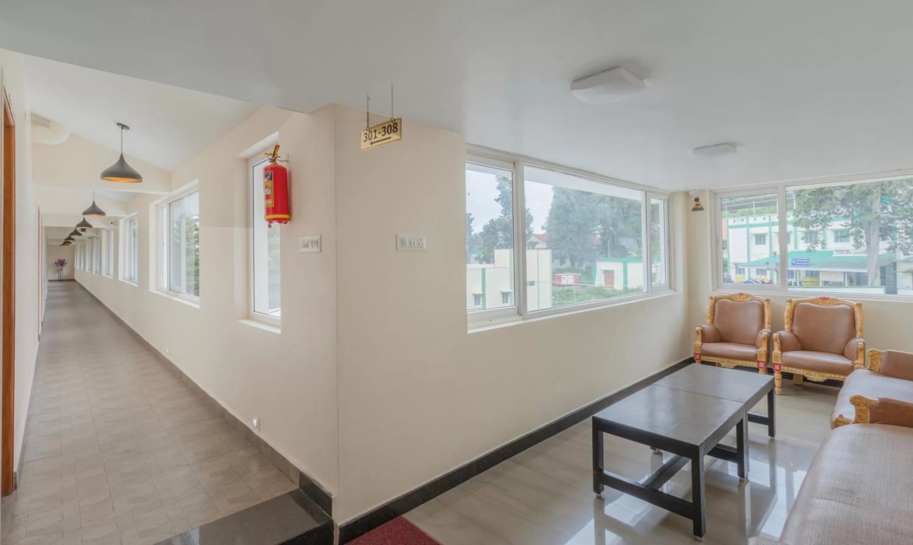 Seating area in Treebo Kodai Kings Park, 650 M From Kodai Lake