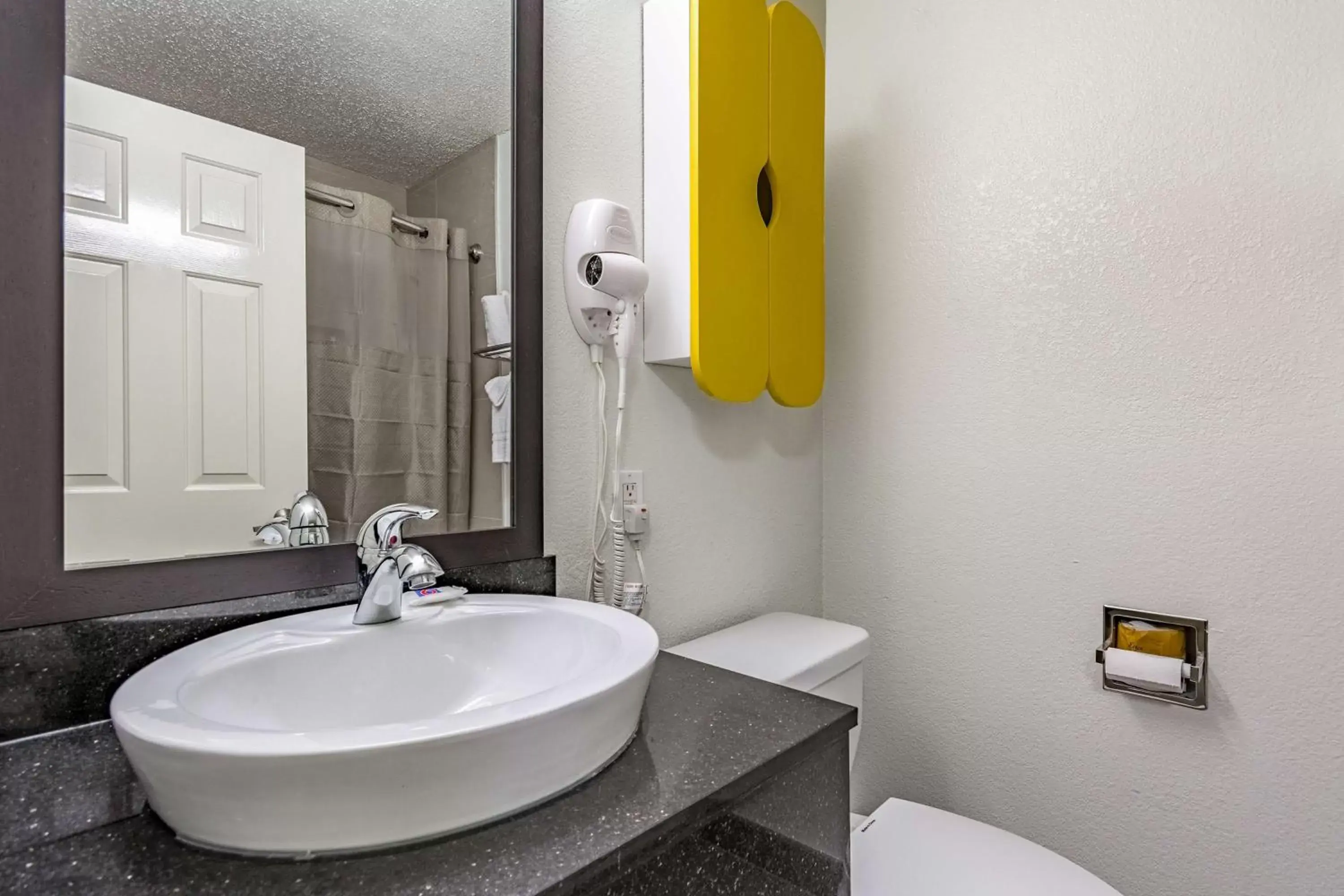 Bathroom in Studio 6-Dallas, TX