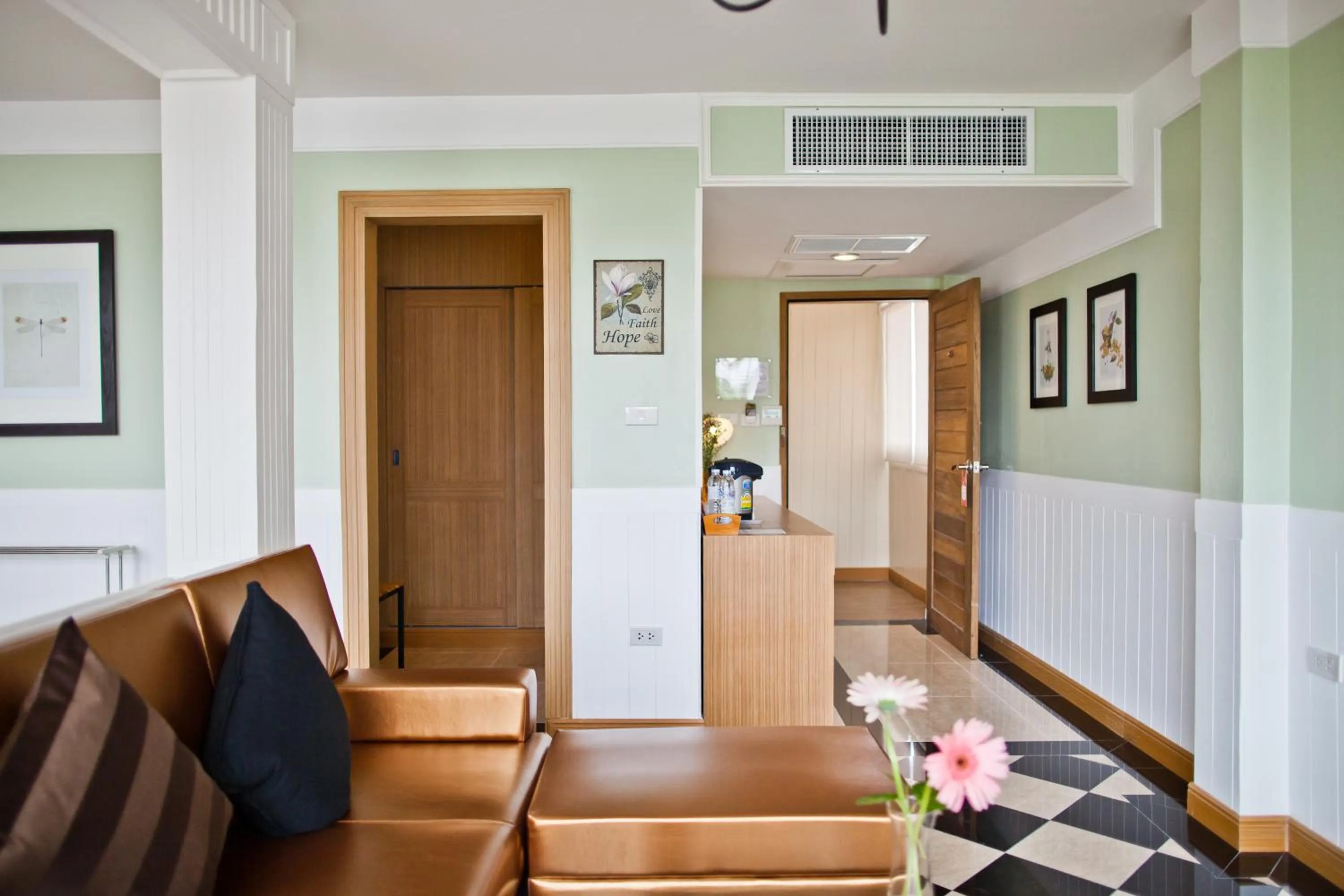 Living room in Paradise Hotel Udonthani