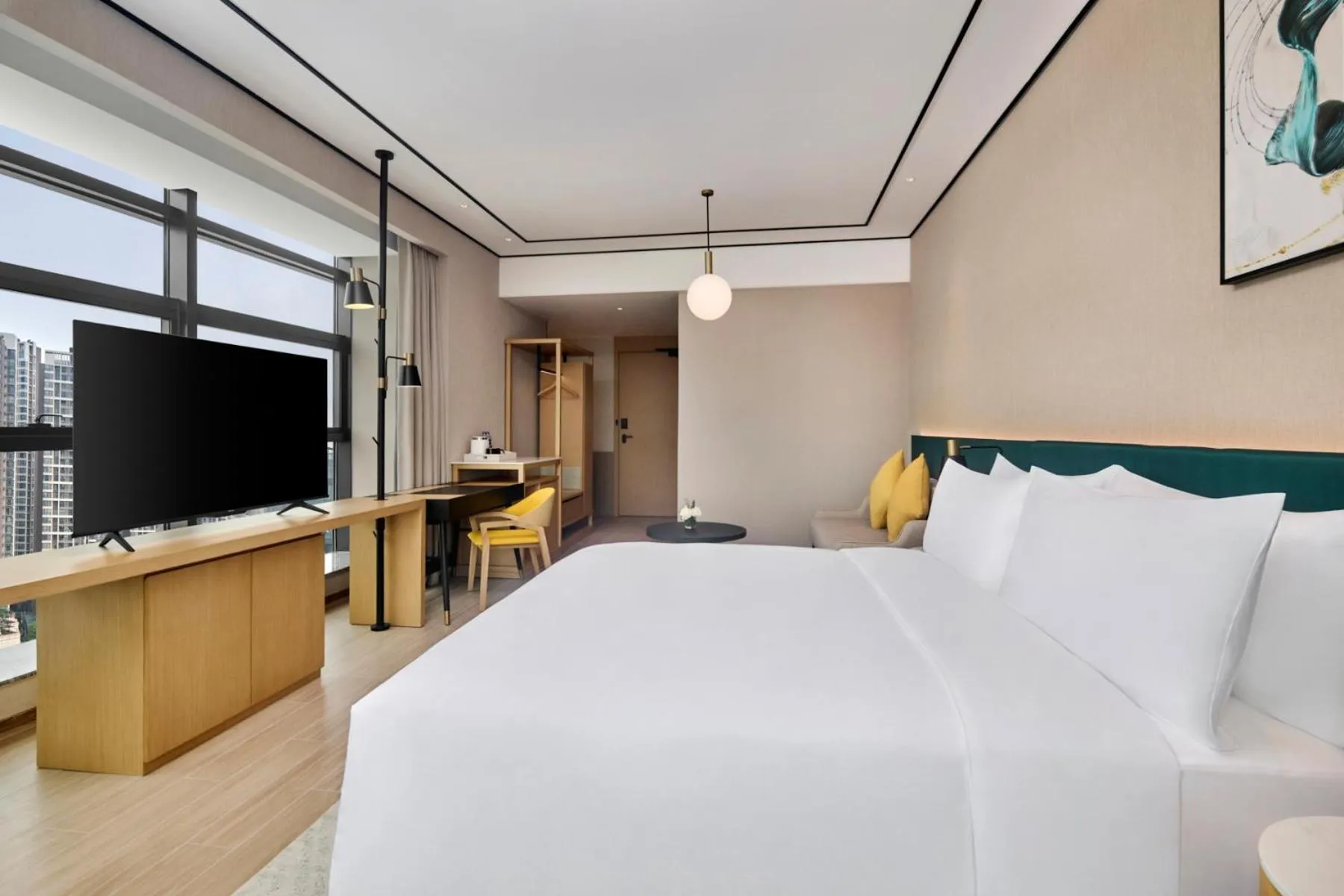 Photo of the whole room, Bed in Hilton Garden Inn Zhuhai Jinan University