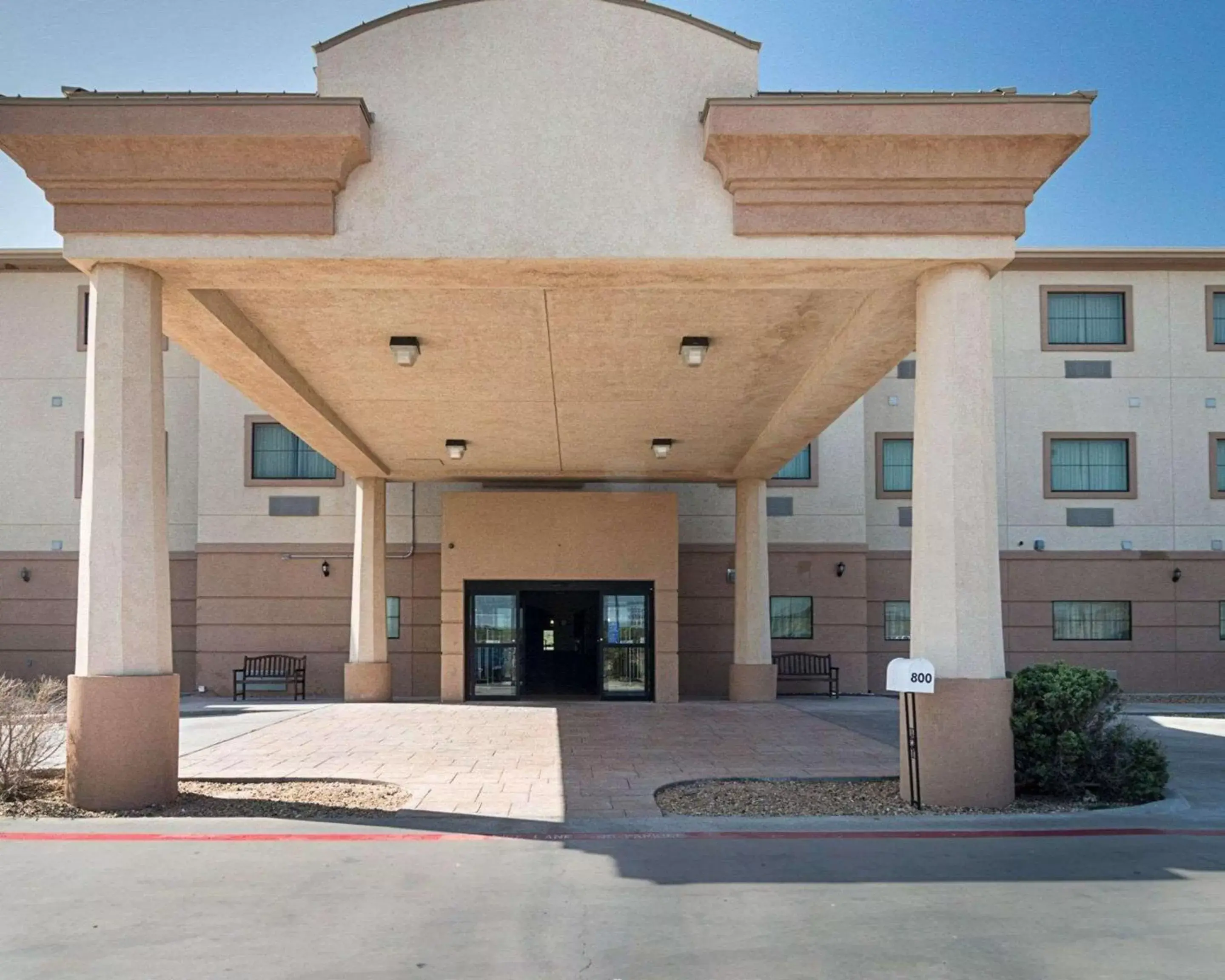 Property building in Comfort Inn I-20 Midland Stanton