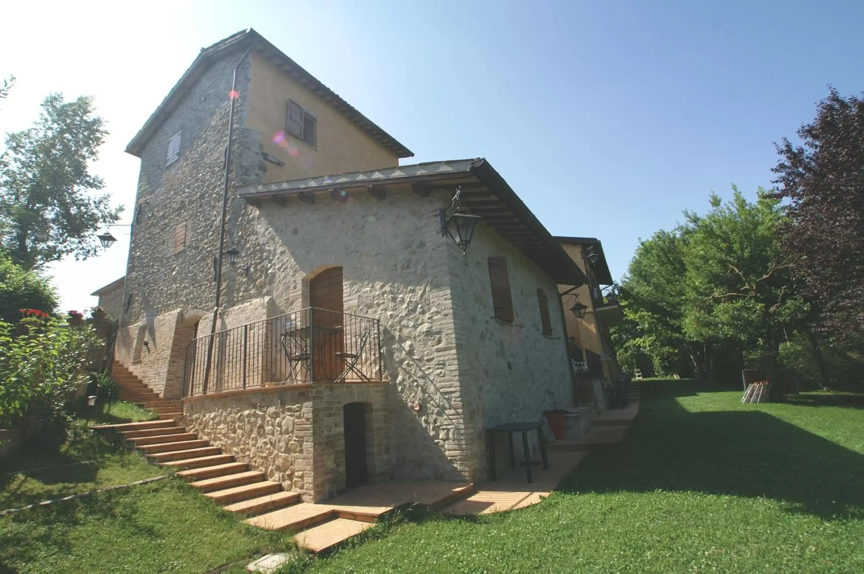 Facade/entrance, Property Building in Casale del Monsignore