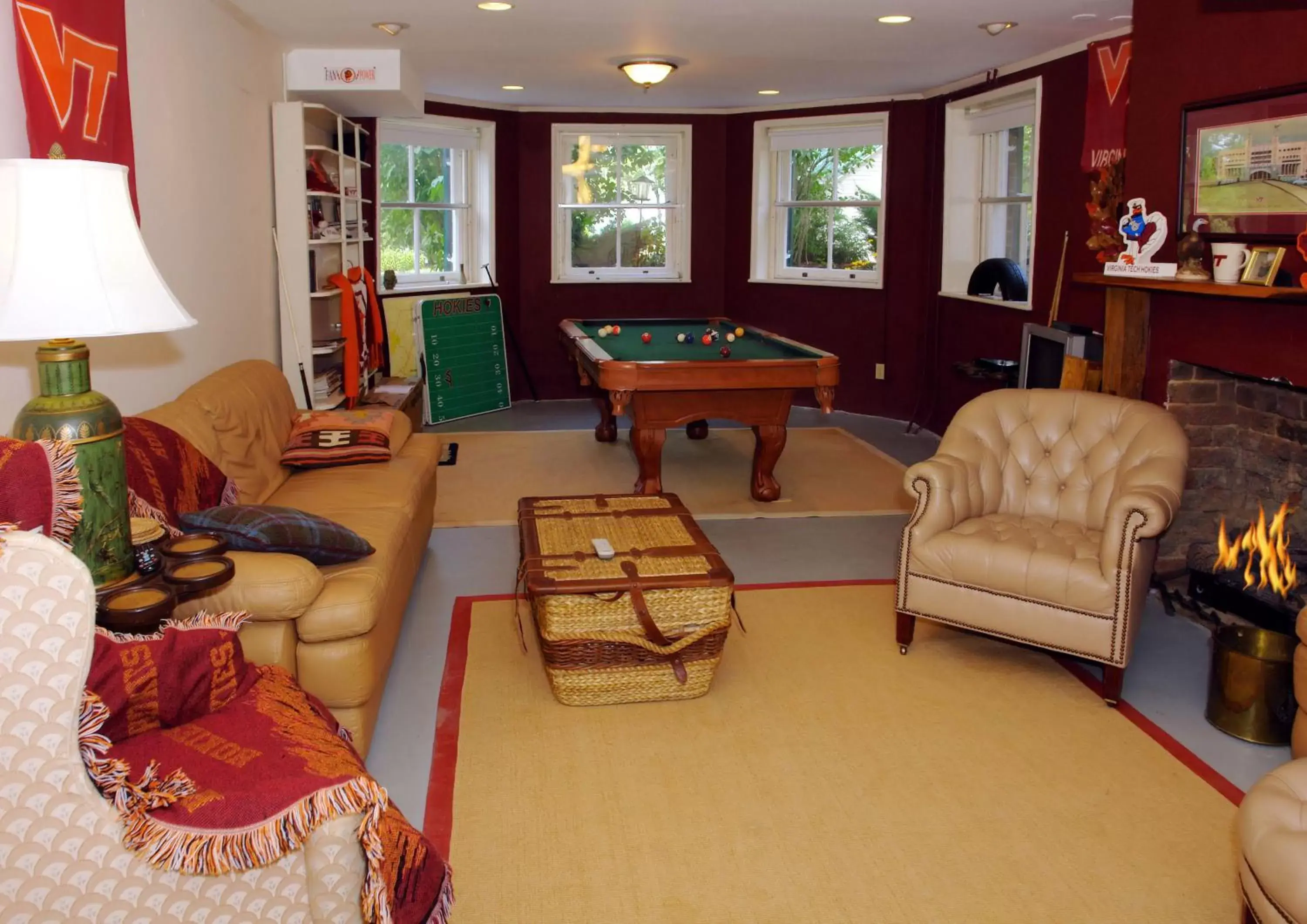 Game Room, Billiards in Rockwood Manor Bed & Breakfast