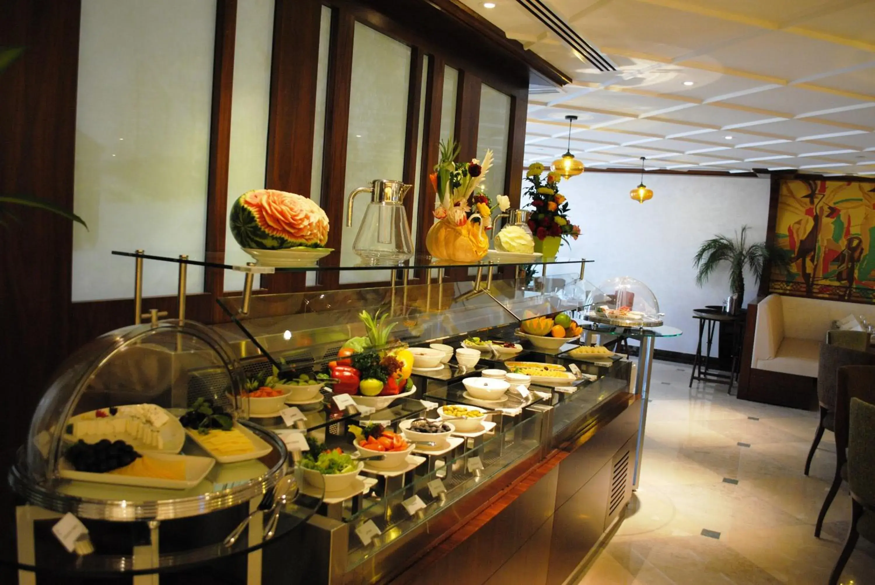 Restaurant/places to eat, Food in Raviz Center Point Hotel