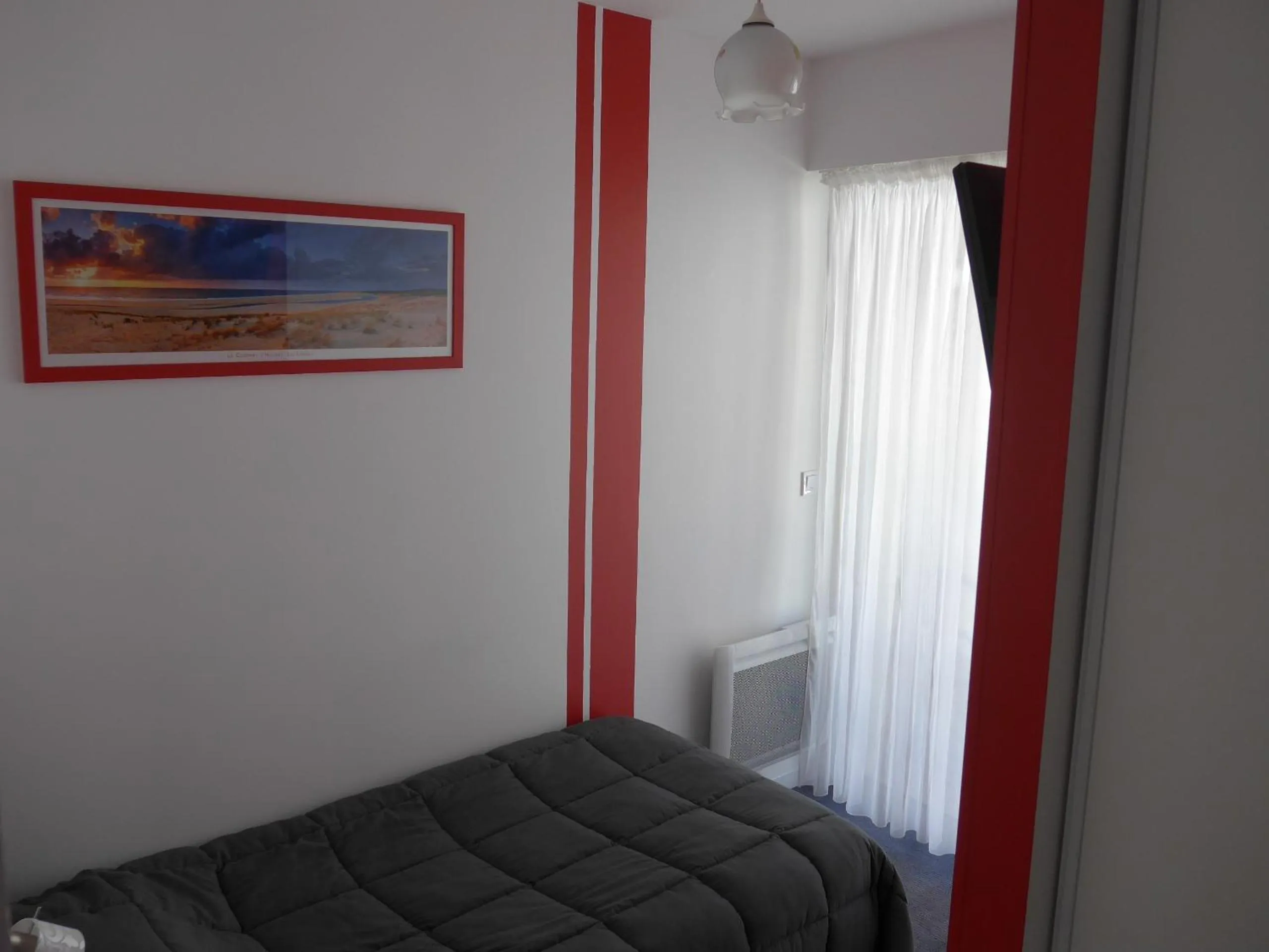 Photo of the whole room, Bed in Hôtel Le Relais Dax