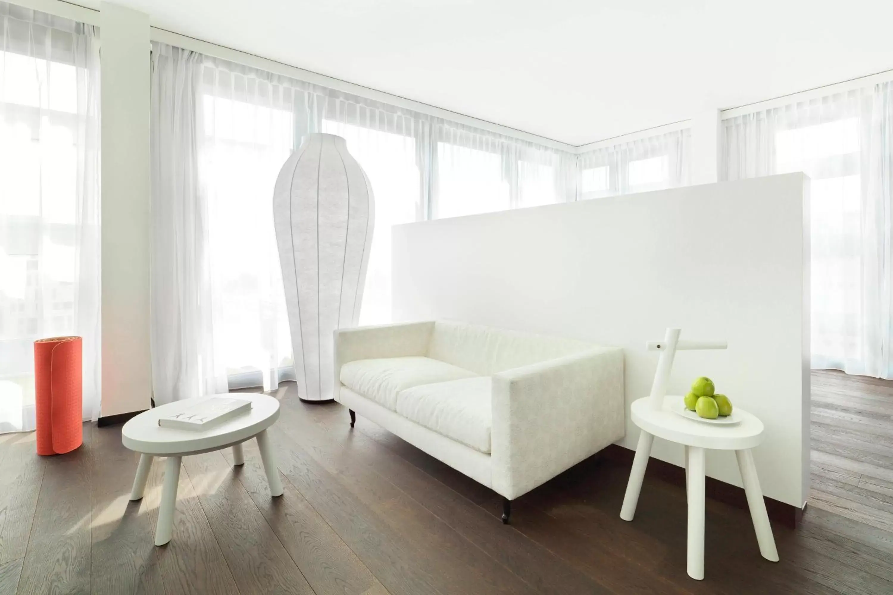 Bedroom, Seating Area in Kameha Grand Zurich, Autograph Collection