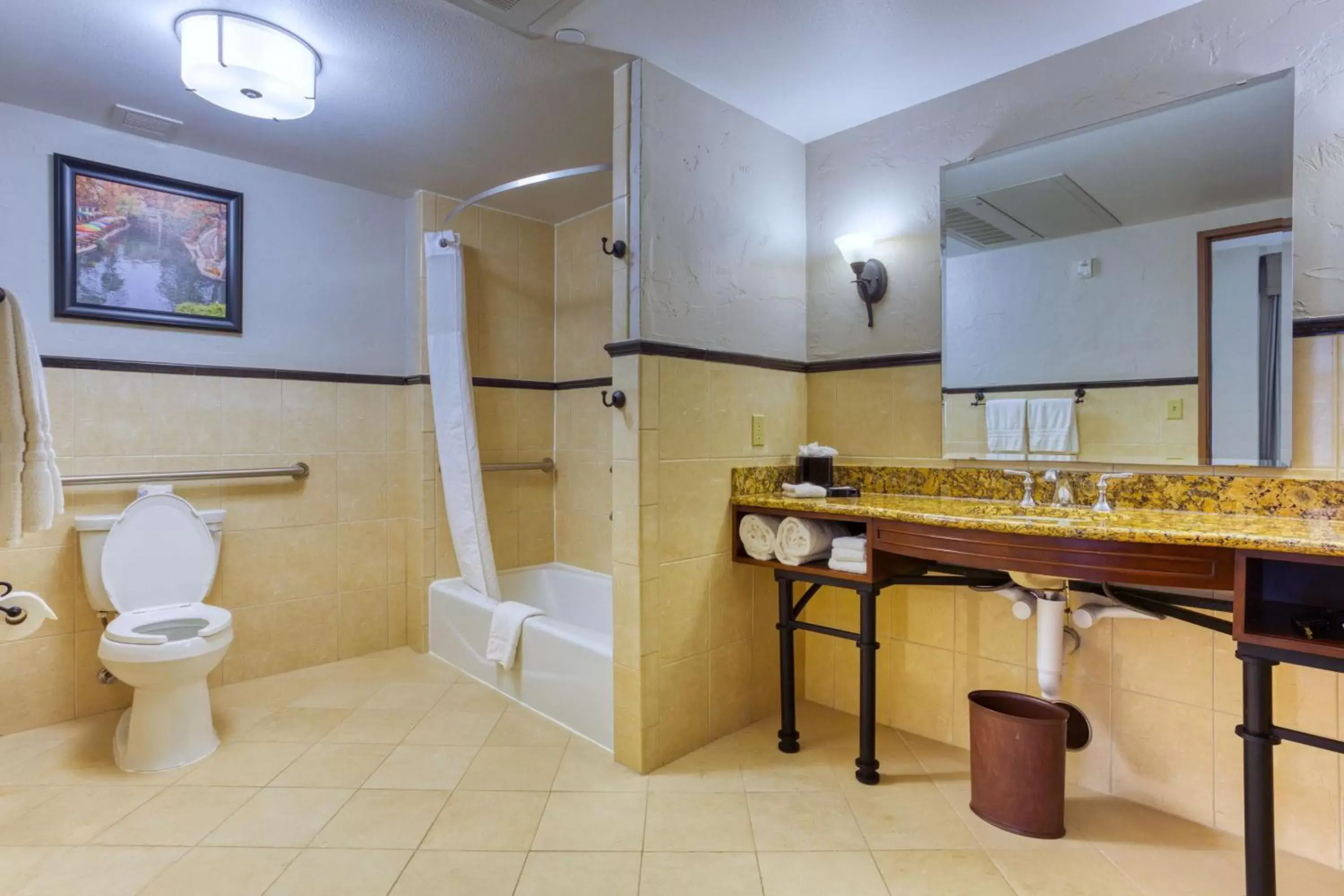 Bathroom in Drury Plaza Hotel San Antonio Riverwalk