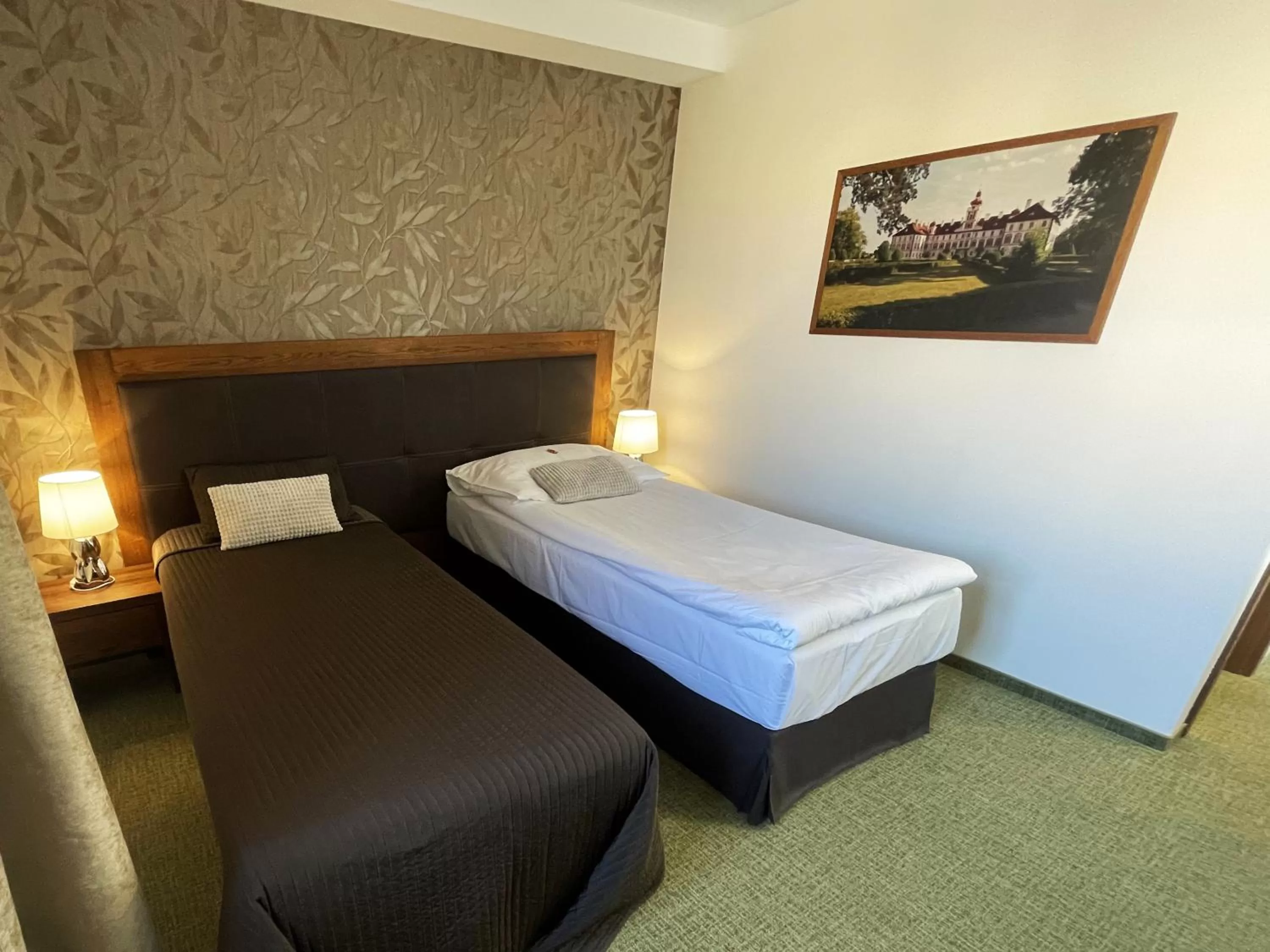 Bedroom, Bed in Hotel U Kvapilů