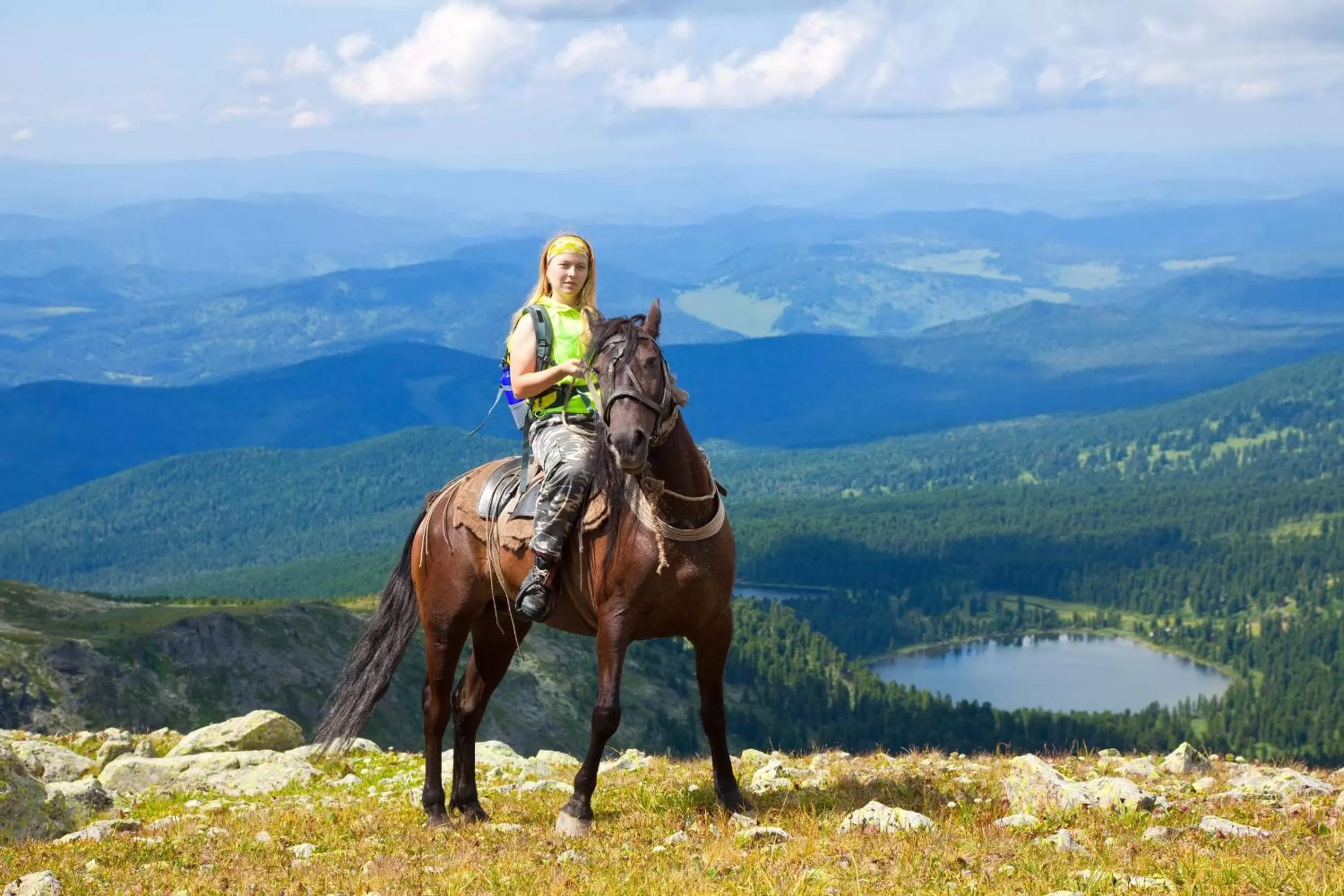 Horse-riding in Hotel Restaurant Les Brases