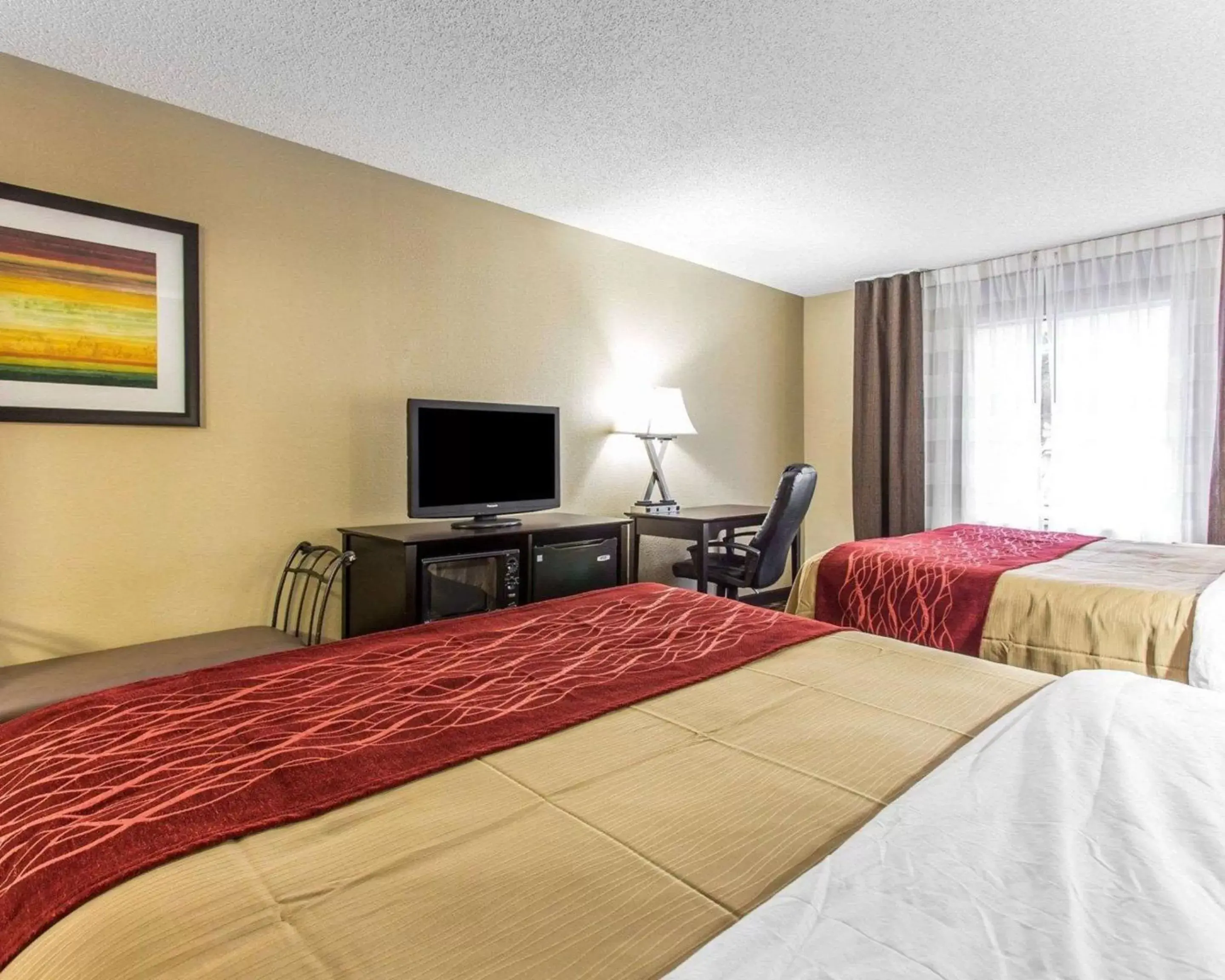 Photo of the whole room, Bed in Quality Inn Lincolnton