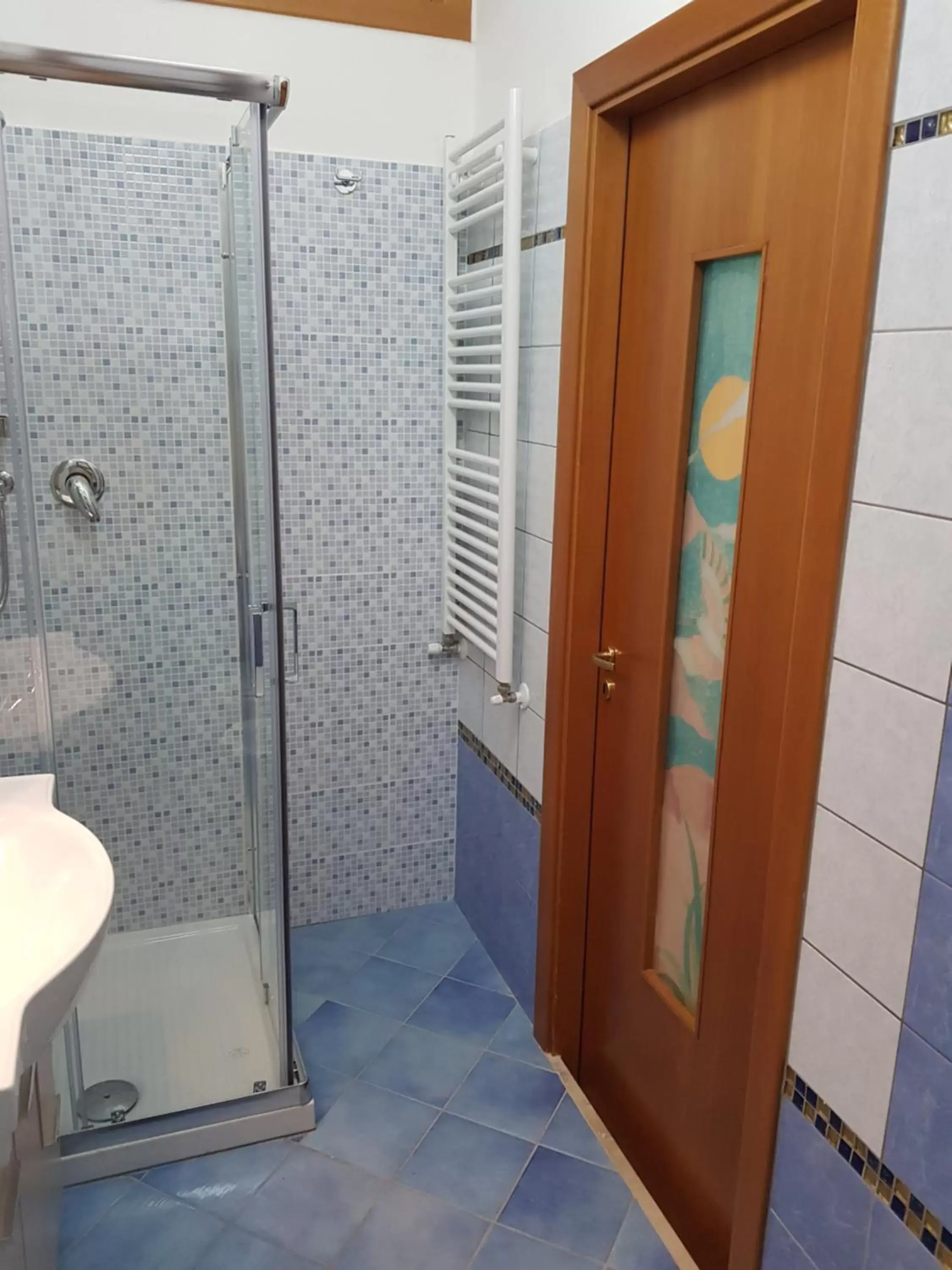 Bathroom in Barone Blu