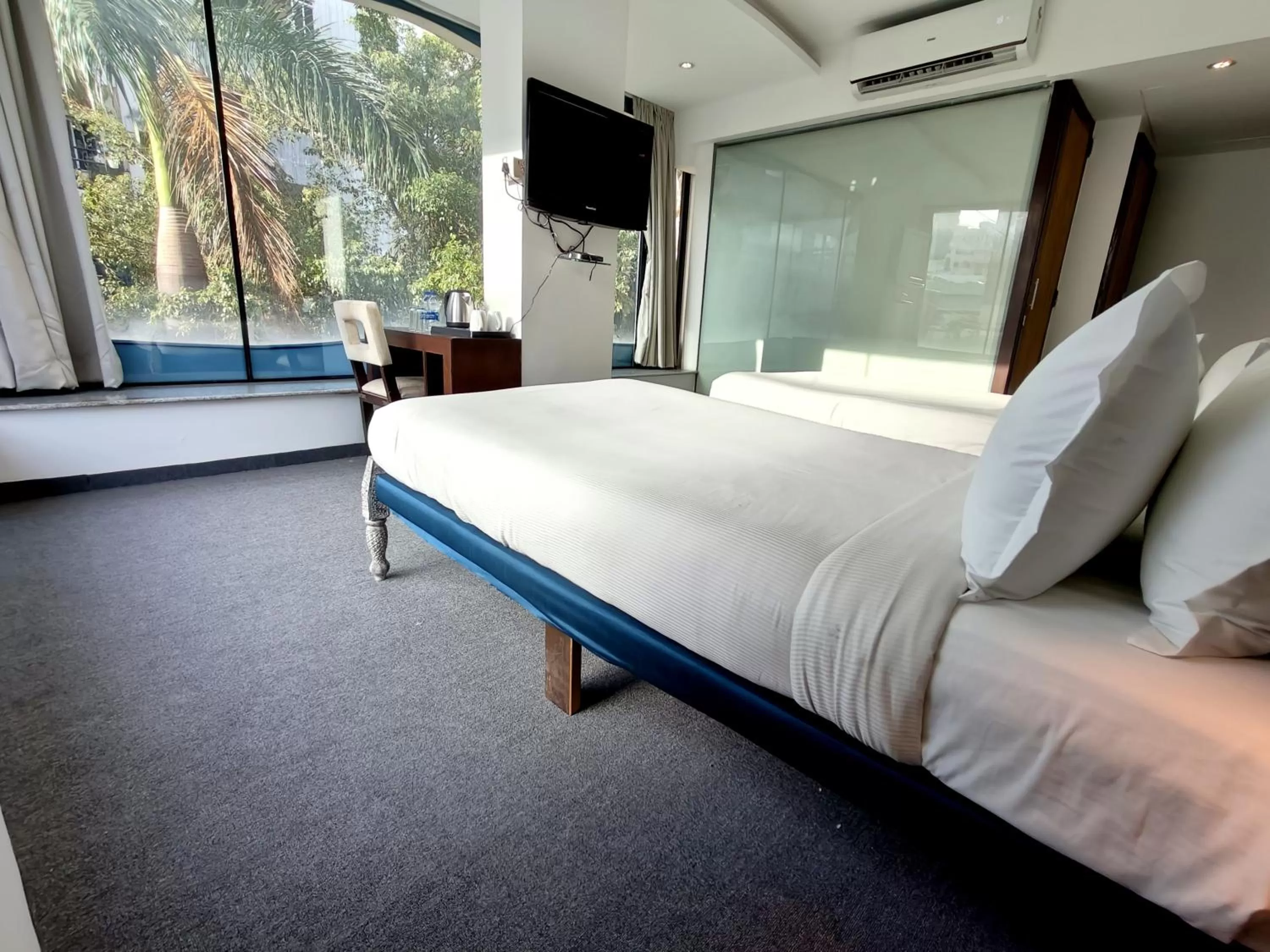 Bedroom, Bed in The Sky Imperial Hotel Yahvi