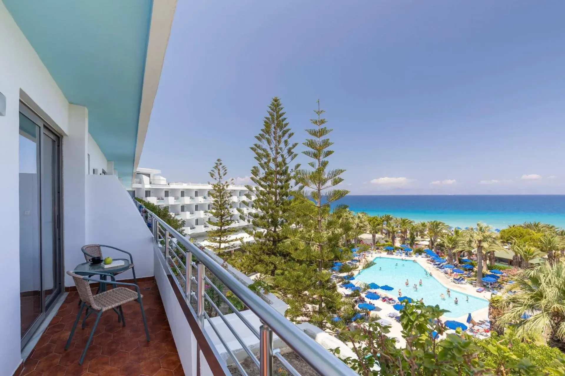 Balcony/Terrace, Pool View in Blue Horizon