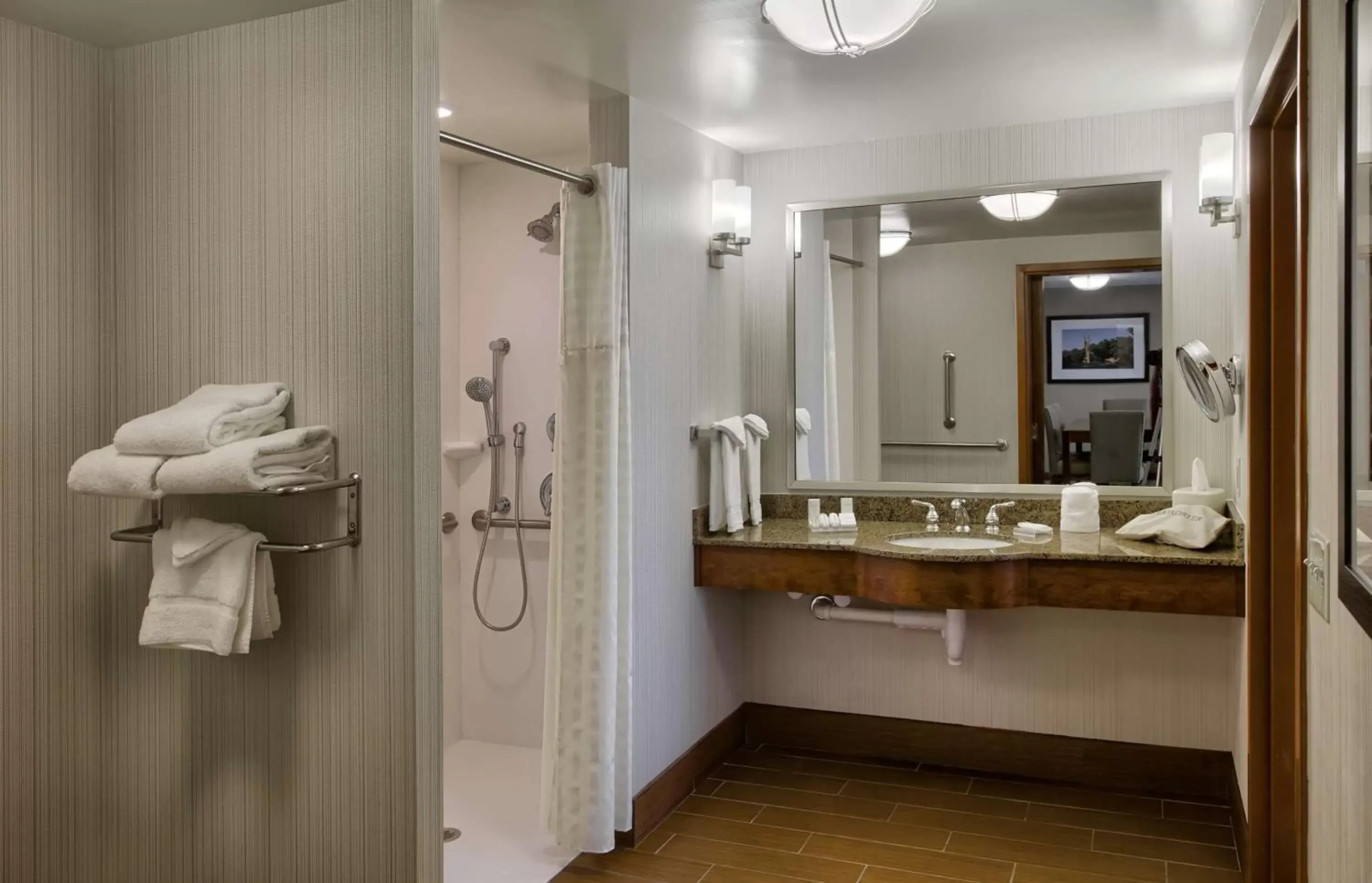 Bathroom in Hilton Garden Inn Durham-University Medical Center