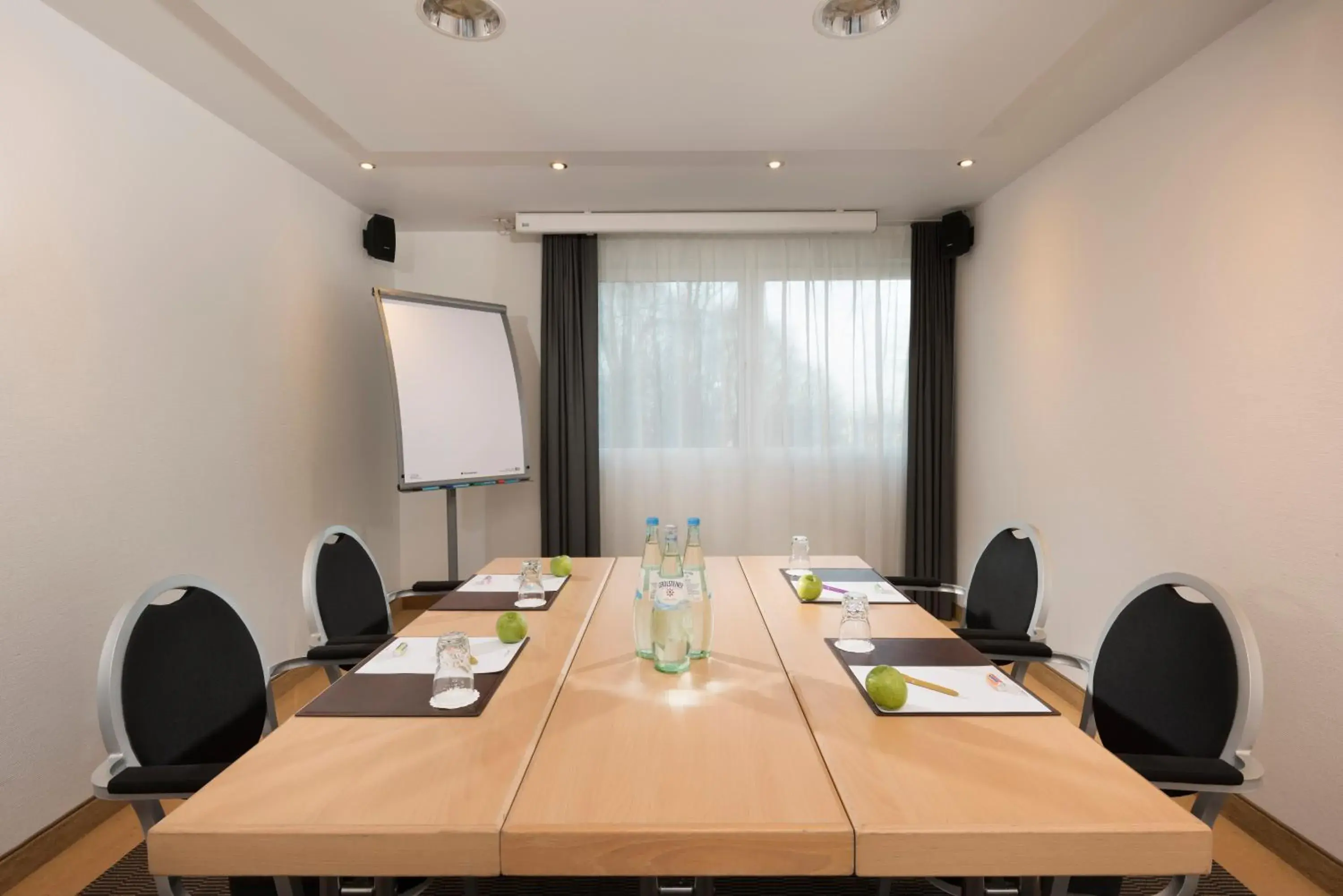 Meeting/conference room in Mercure Hotel Bielefeld Johannisberg