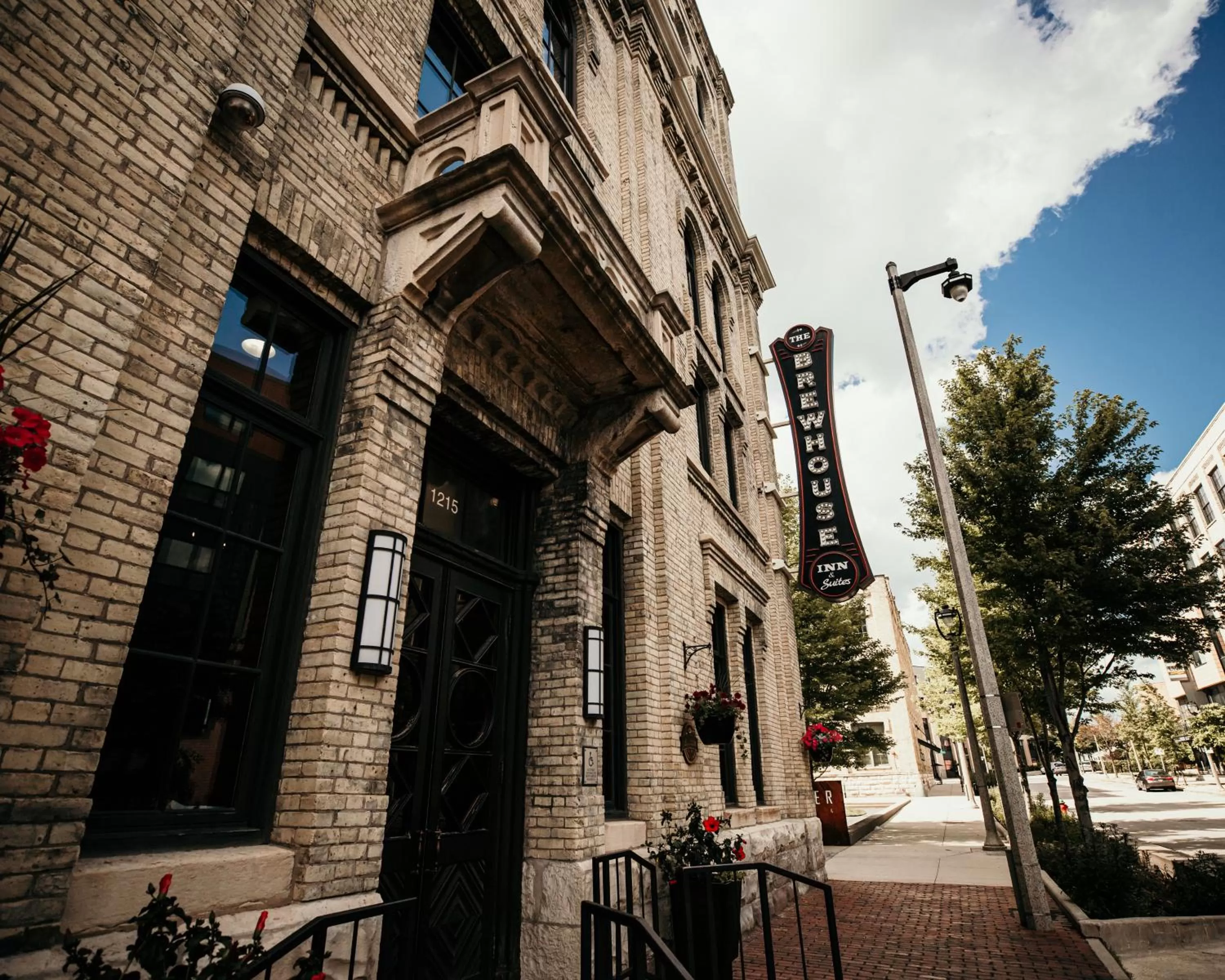 Facade/entrance in Brewhouse Inn and Suites
