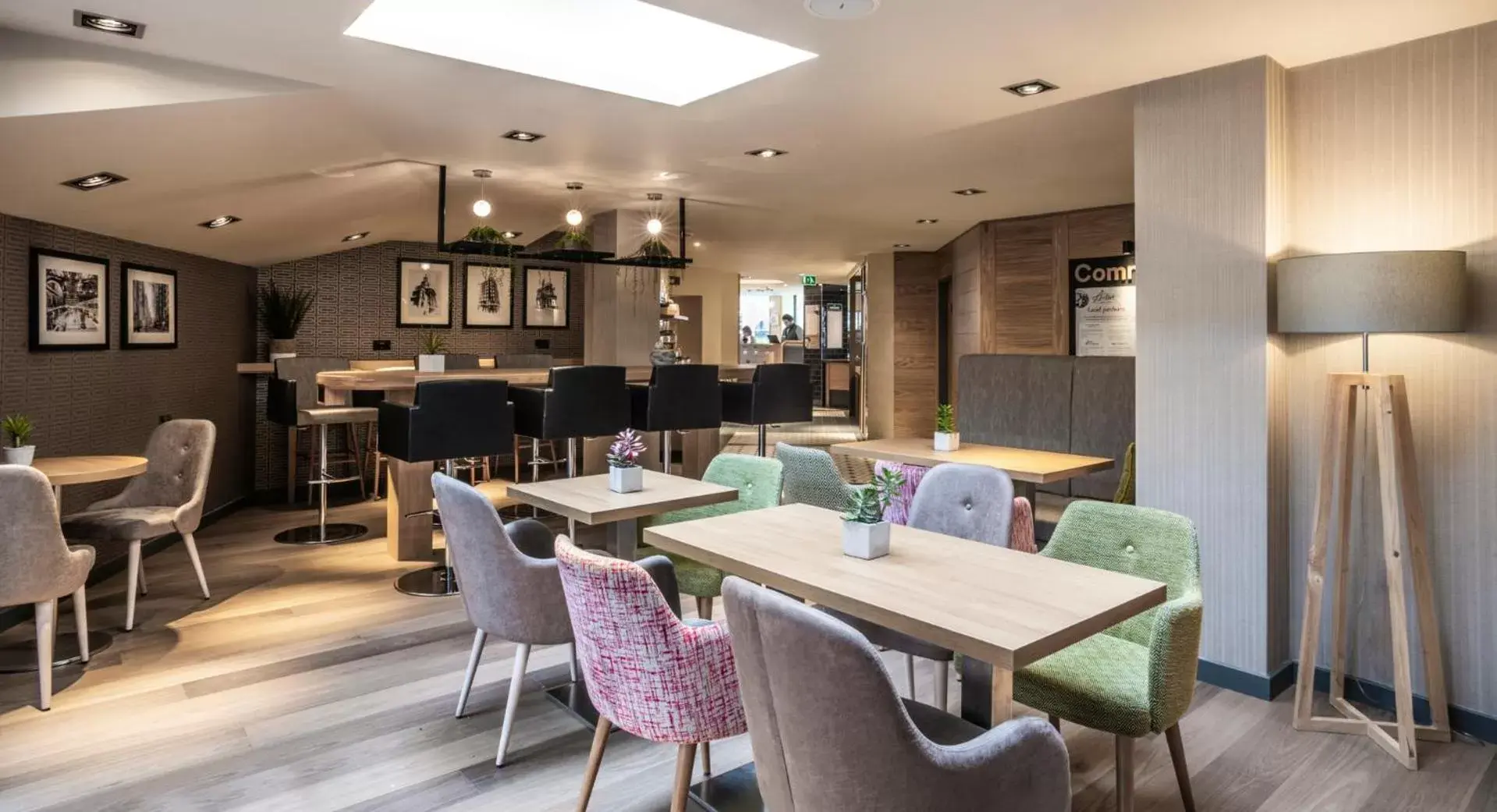 Lounge or bar, Restaurant/Places to Eat in Point A London Liverpool Street