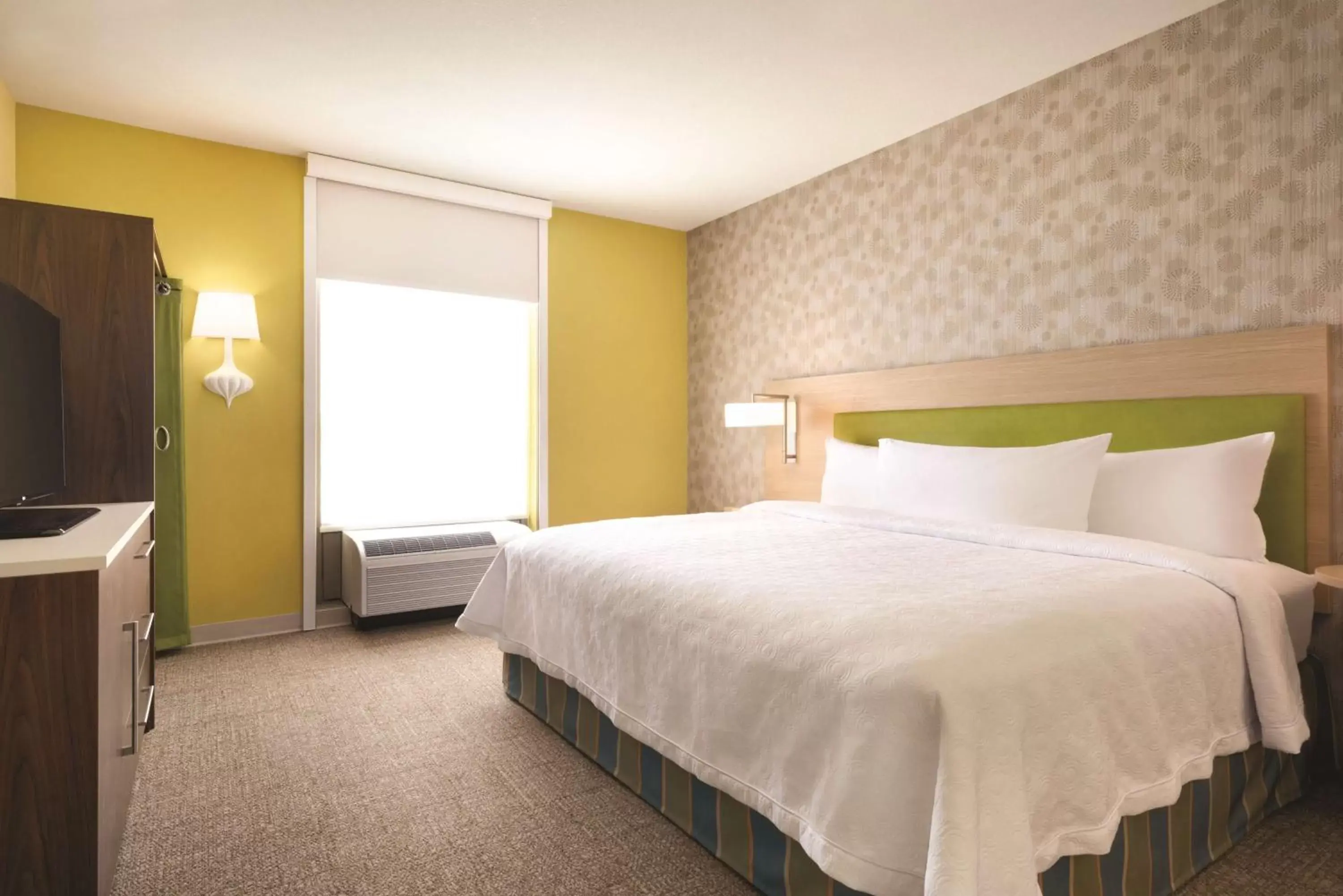 Bed in Home2 Suites By Hilton Columbus Dublin
