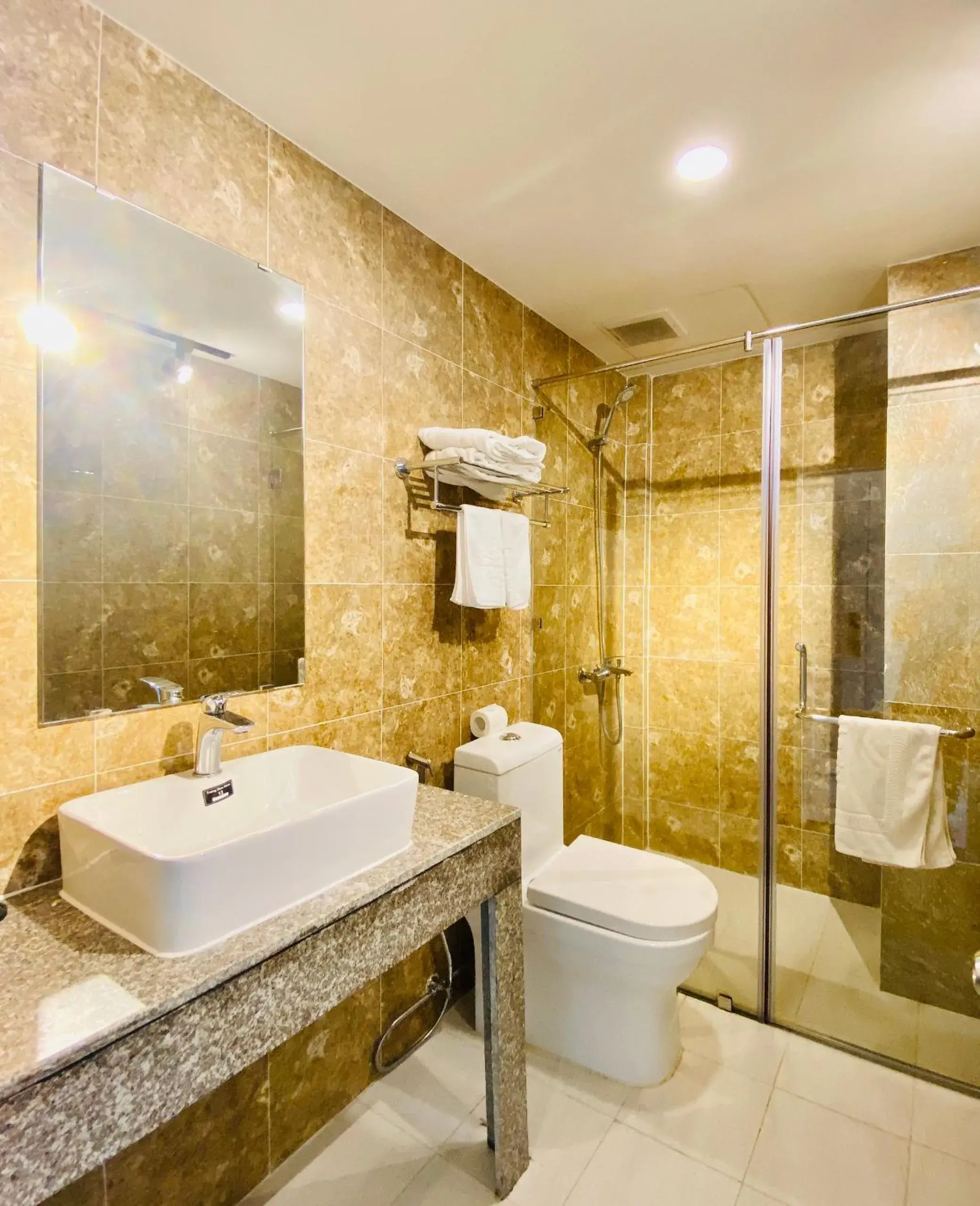 Deluxe King Room in Hawaii Resort Phu Quoc Deluxe King Room in Hawaii Resort Phu Quoc