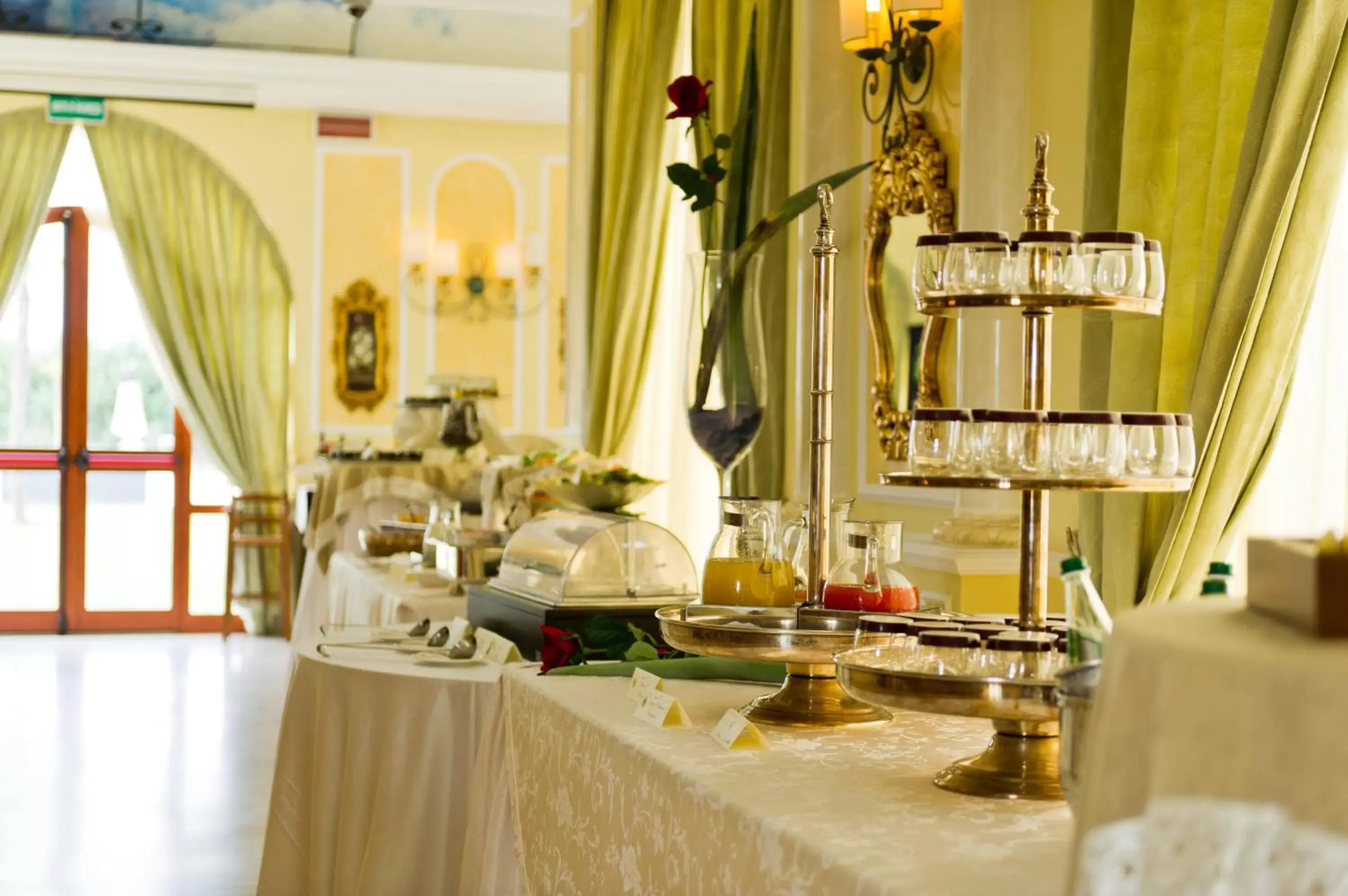 Breakfast, Restaurant/Places to Eat in Parco dei Principi Hotel