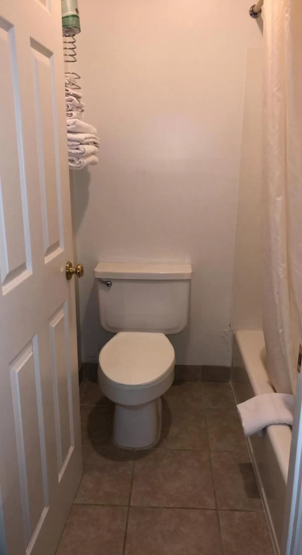 Bathroom in Jefferson Inn