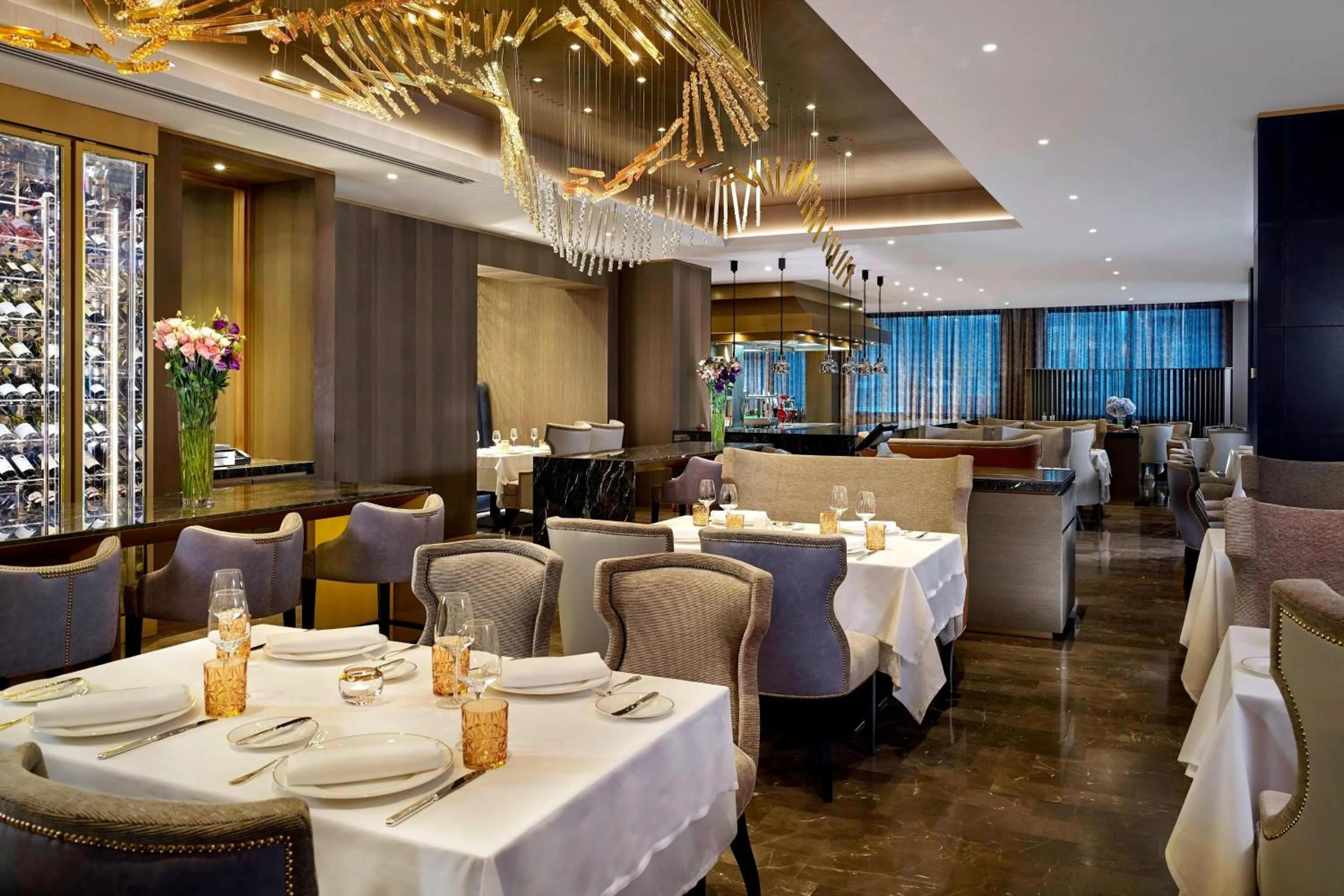 Restaurant/places to eat in The Alexander, a Luxury Collection Hotel, Yerevan