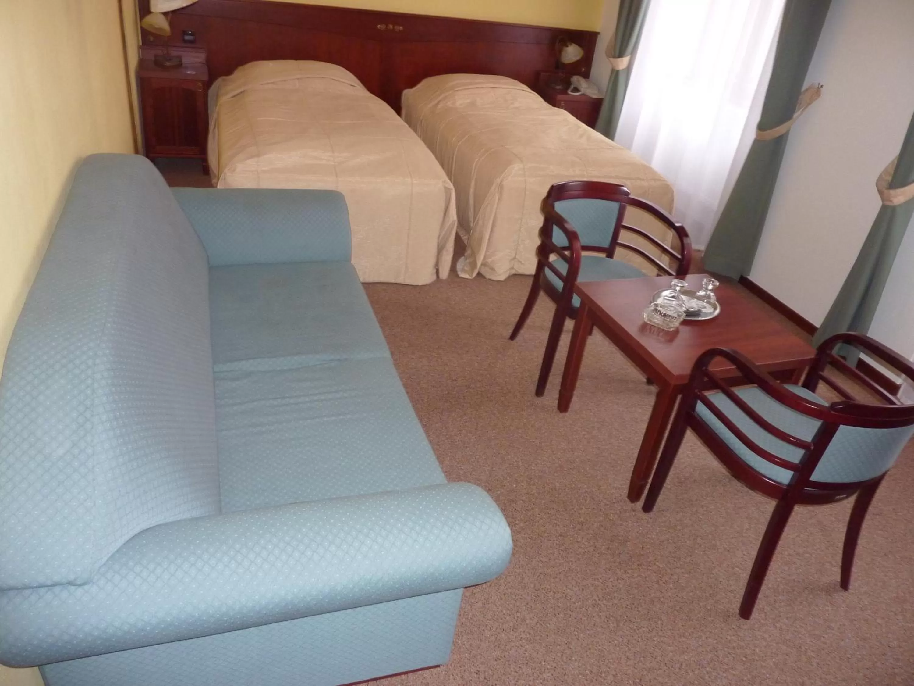 Photo of the whole room, Bed in Grandhotel Garni