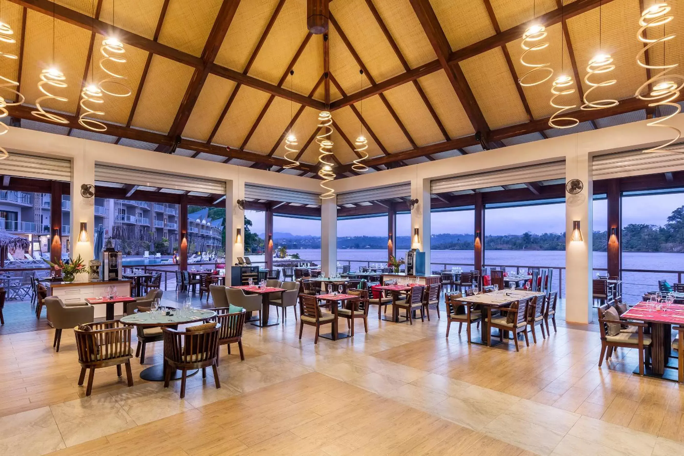 Restaurant/Places to Eat in Ramada Resort by Wyndham Port Vila