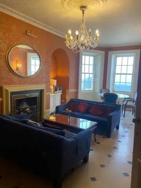 Lounge or bar, Seating Area in New House Country Hotel