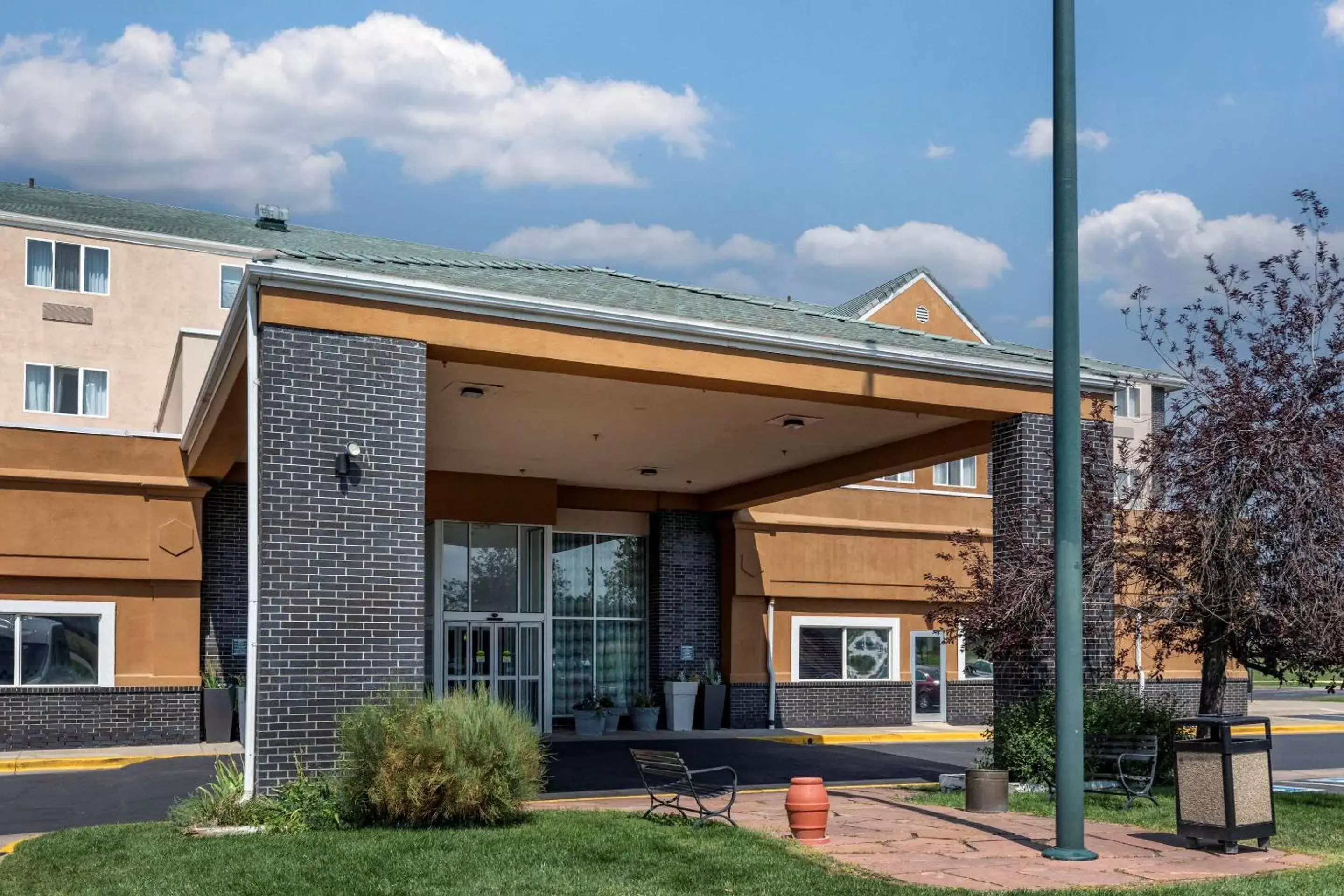 Property building in Quality Inn and Suites Denver Airport - Gateway Park
