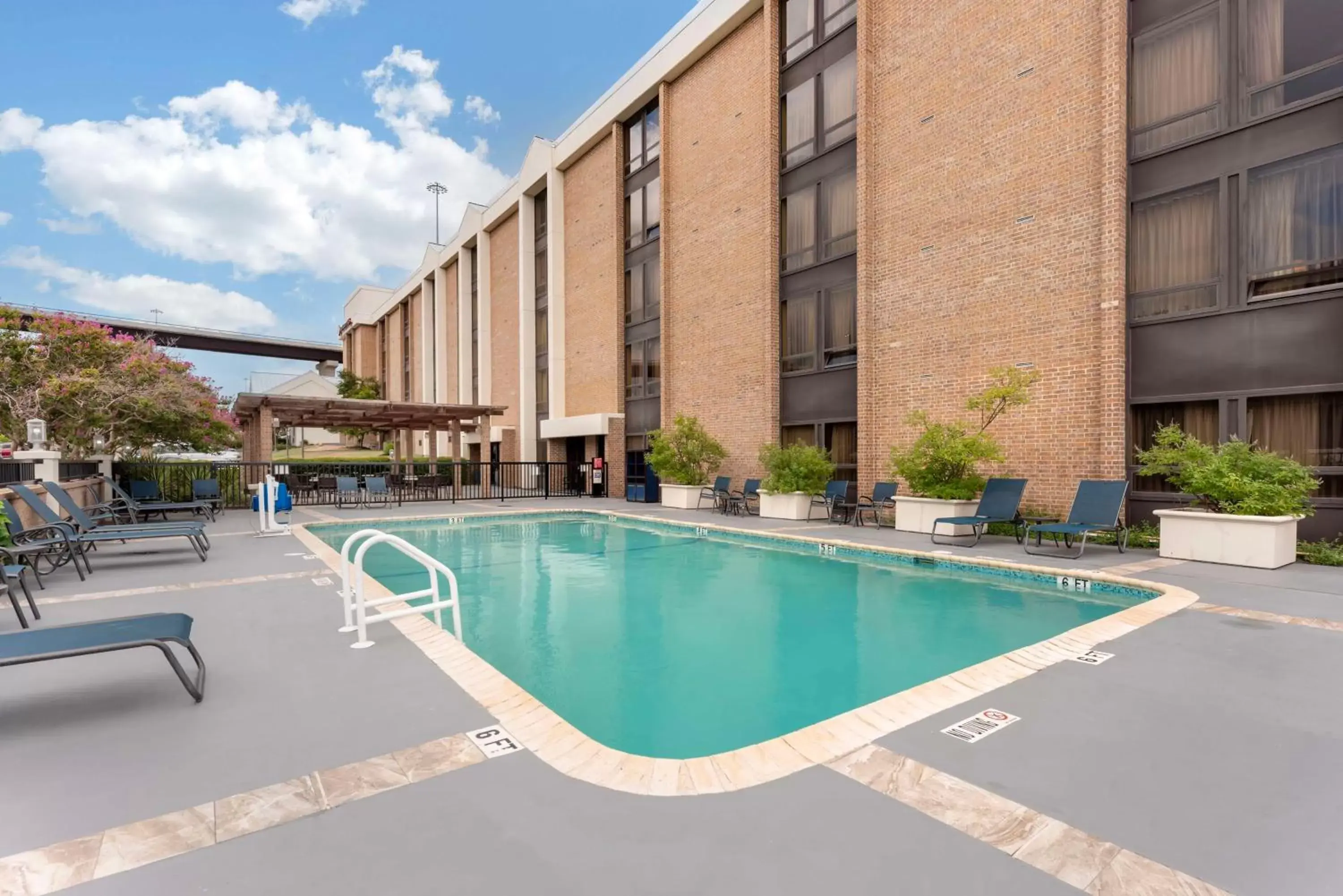 Pool view, Swimming Pool in Best Western Plus Austin Central